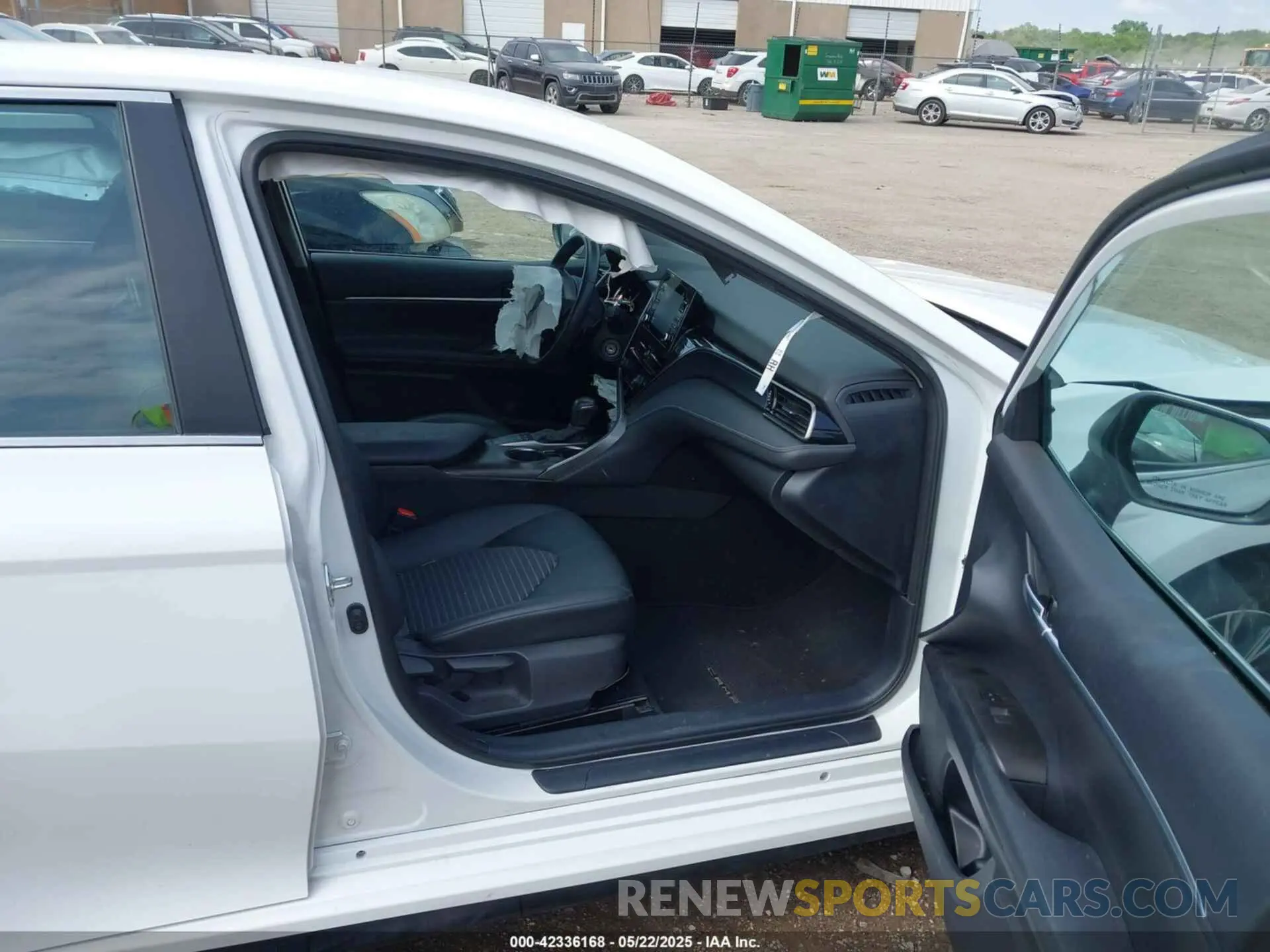 5 Photograph of a damaged car 4T1G11AK6NU669161 TOYOTA CAMRY 2022