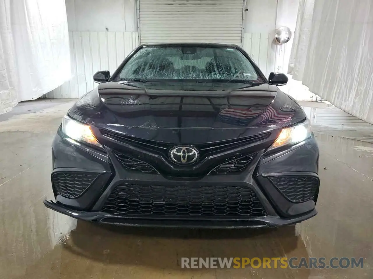 5 Photograph of a damaged car 4T1G11AK6NU674795 TOYOTA CAMRY 2022