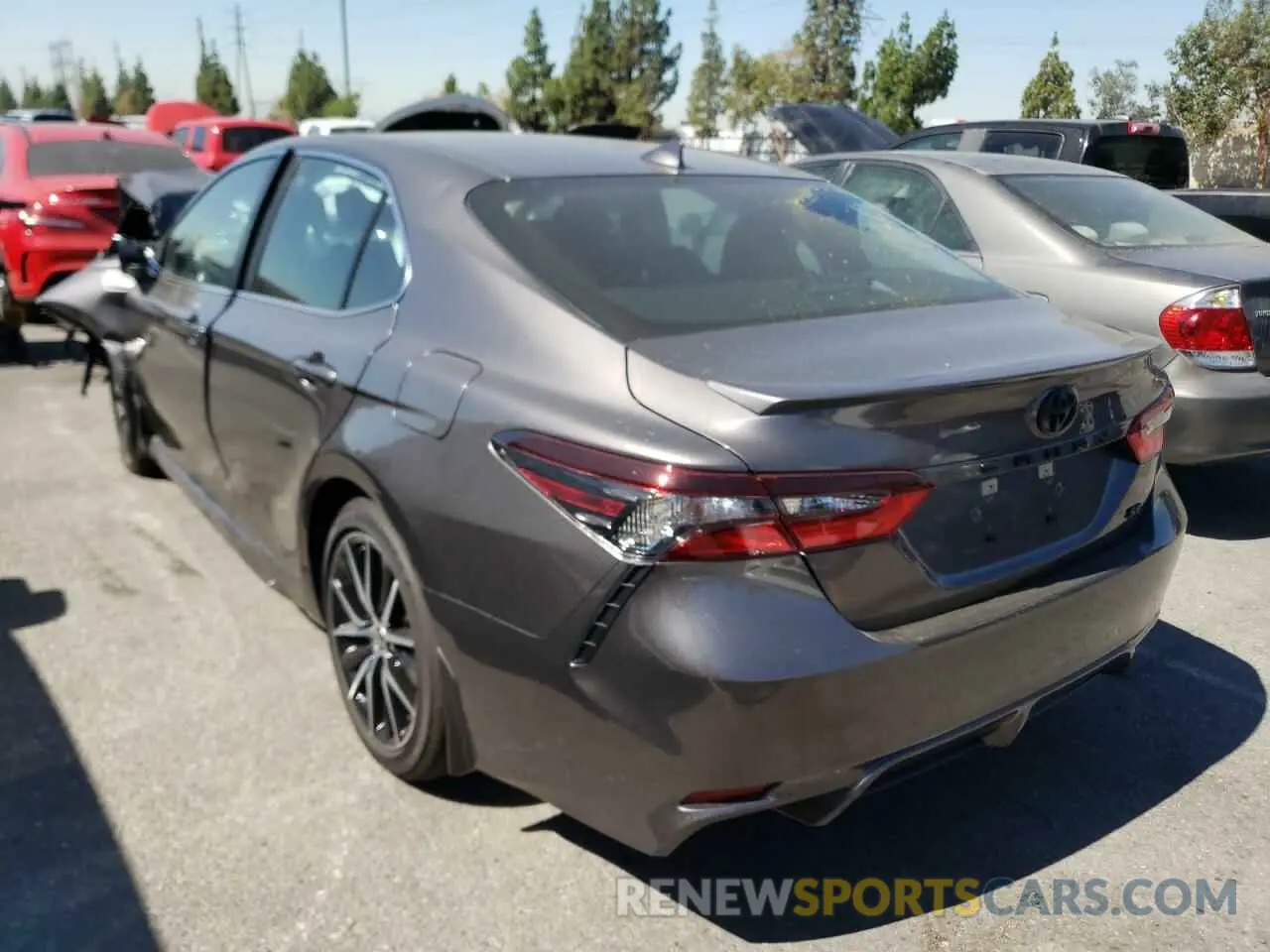3 Photograph of a damaged car 4T1G11AK6NU678832 TOYOTA CAMRY 2022