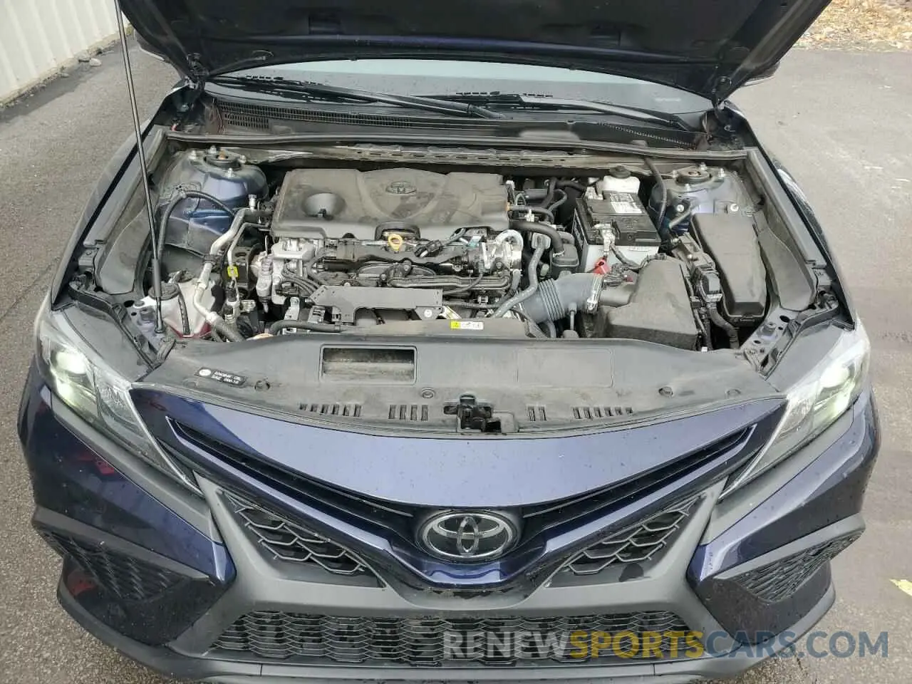 11 Photograph of a damaged car 4T1G11AK6NU706970 TOYOTA CAMRY 2022