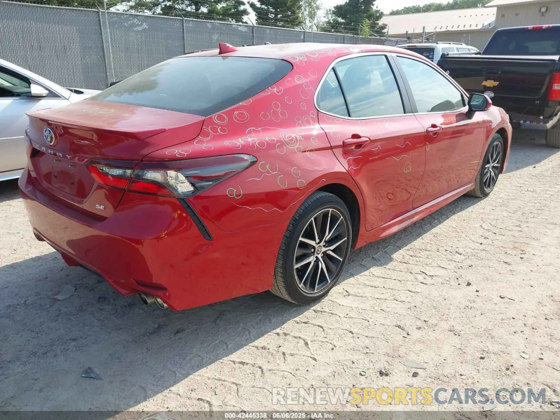 4 Photograph of a damaged car 4T1G11AK7NU007959 TOYOTA CAMRY 2022