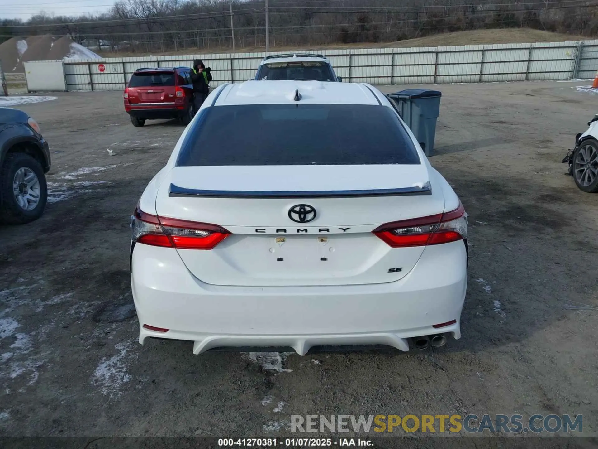 16 Photograph of a damaged car 4T1G11AK7NU035311 TOYOTA CAMRY 2022