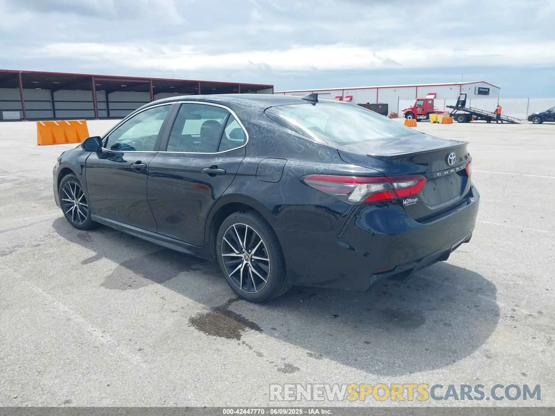 3 Photograph of a damaged car 4T1G11AK7NU039018 TOYOTA CAMRY 2022