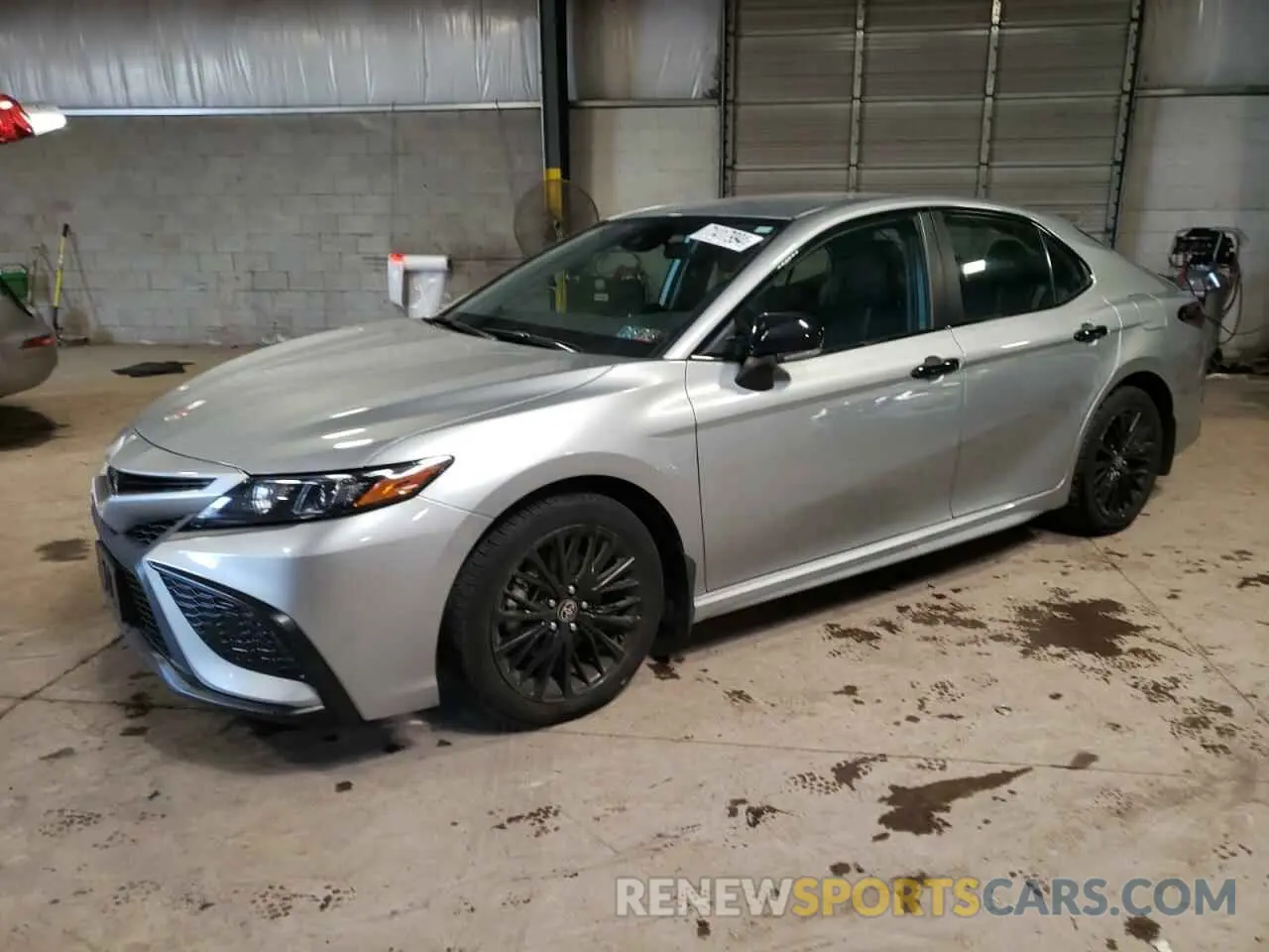 1 Photograph of a damaged car 4T1G11AK7NU060449 TOYOTA CAMRY 2022