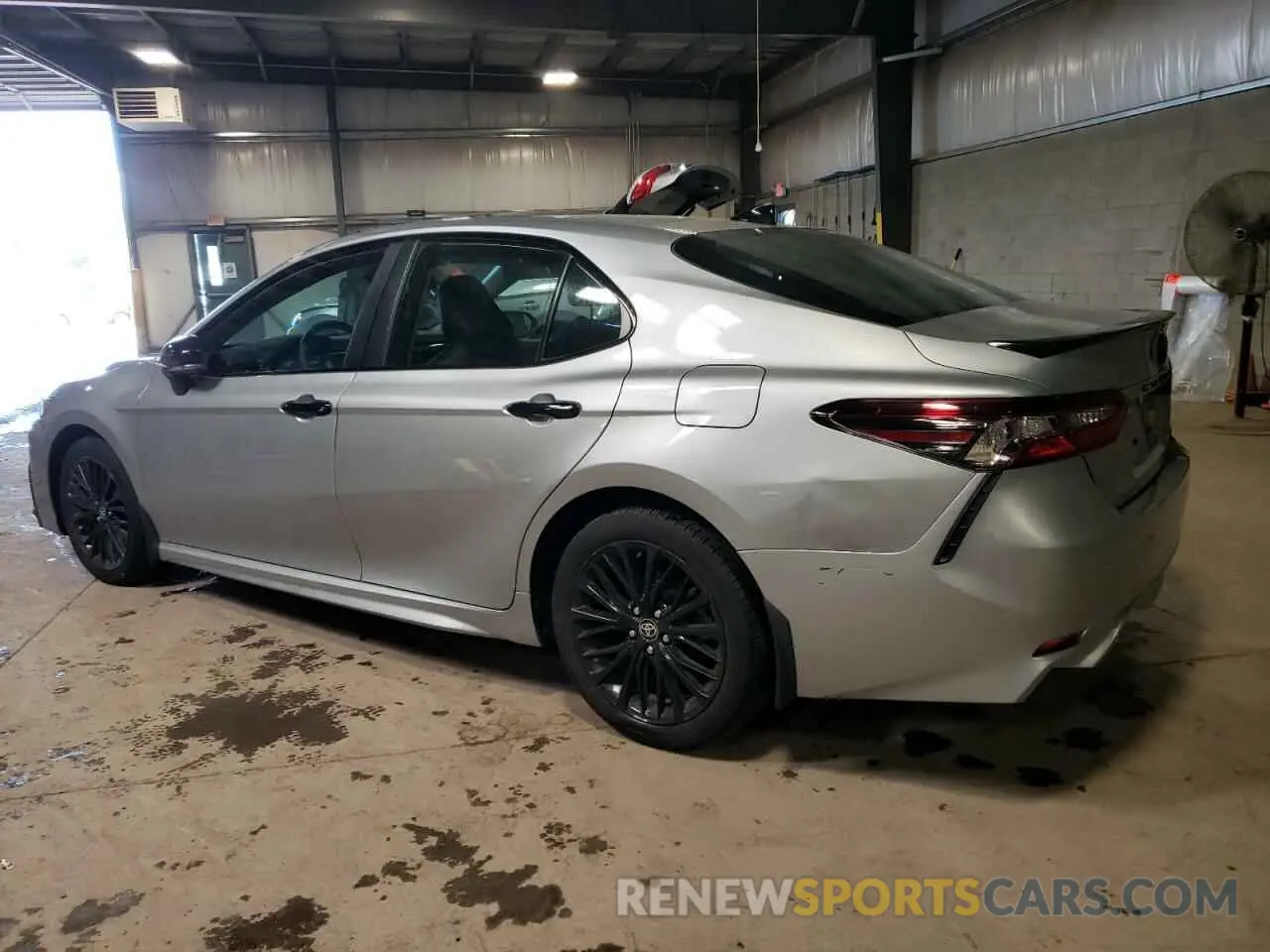 2 Photograph of a damaged car 4T1G11AK7NU060449 TOYOTA CAMRY 2022