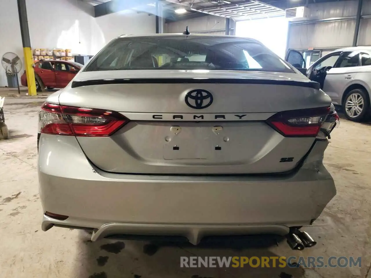 6 Photograph of a damaged car 4T1G11AK7NU060449 TOYOTA CAMRY 2022