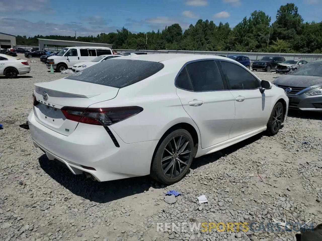 3 Photograph of a damaged car 4T1G11AK7NU069216 TOYOTA CAMRY 2022