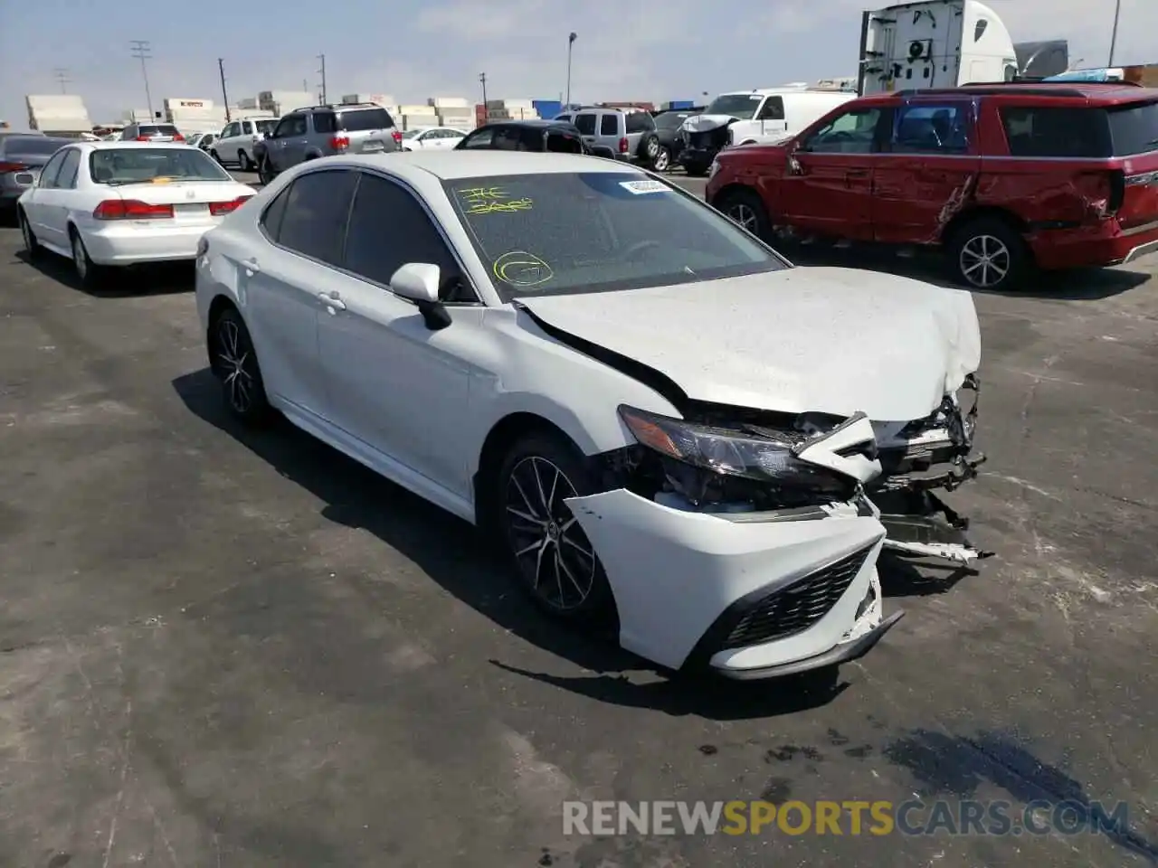 1 Photograph of a damaged car 4T1G11AK7NU499585 TOYOTA CAMRY 2022