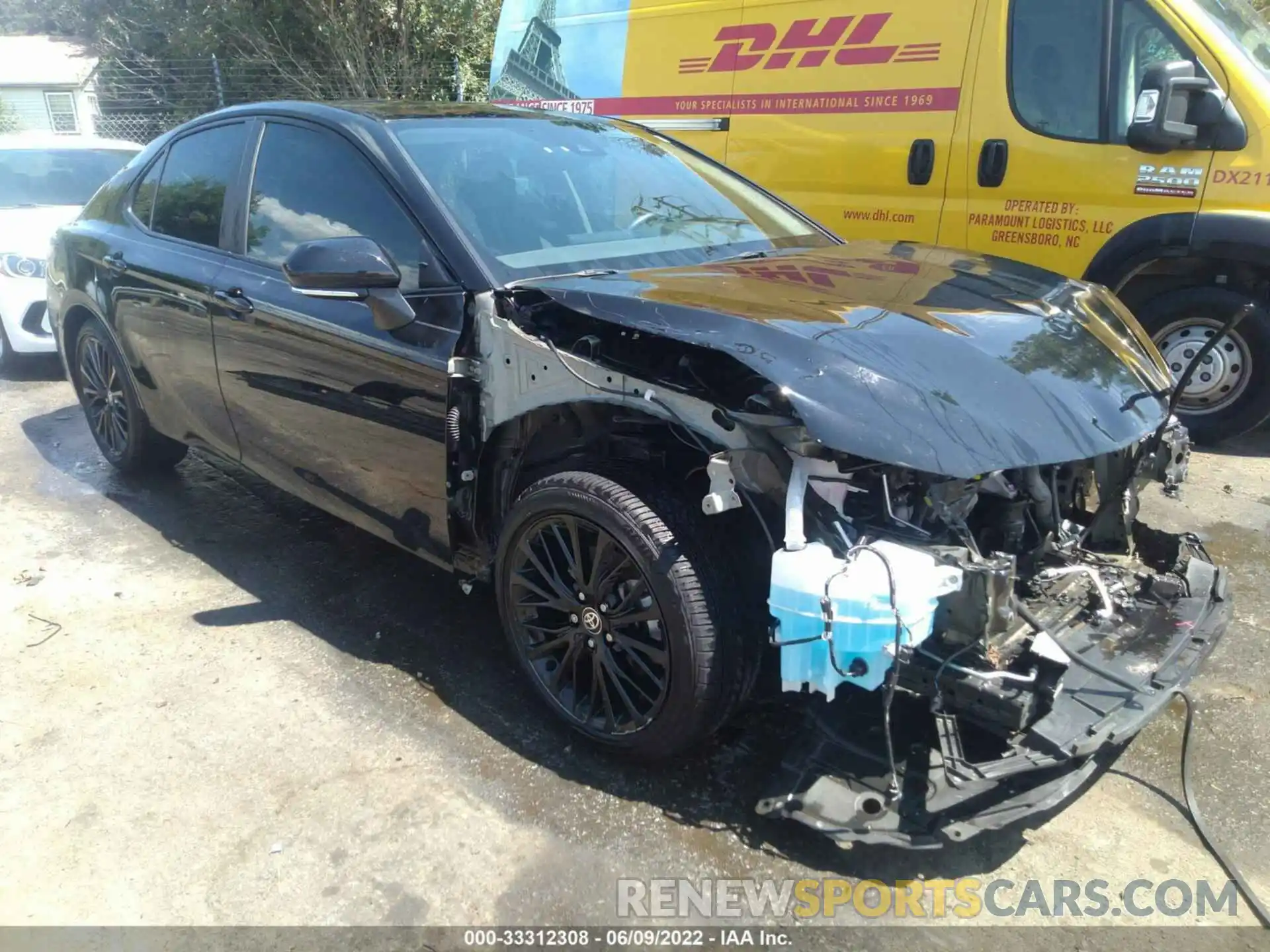 1 Photograph of a damaged car 4T1G11AK7NU499828 TOYOTA CAMRY 2022