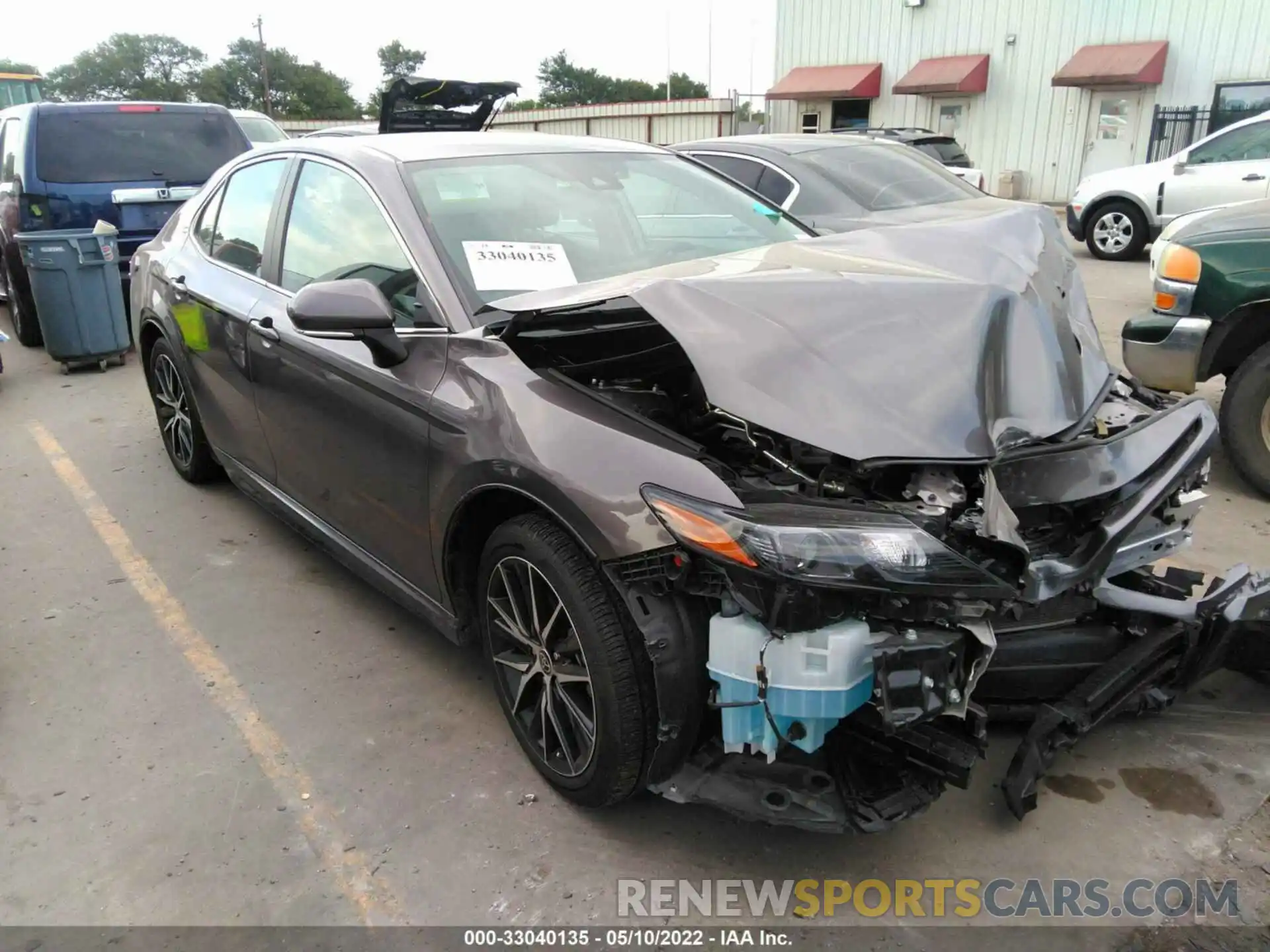 1 Photograph of a damaged car 4T1G11AK7NU619742 TOYOTA CAMRY 2022