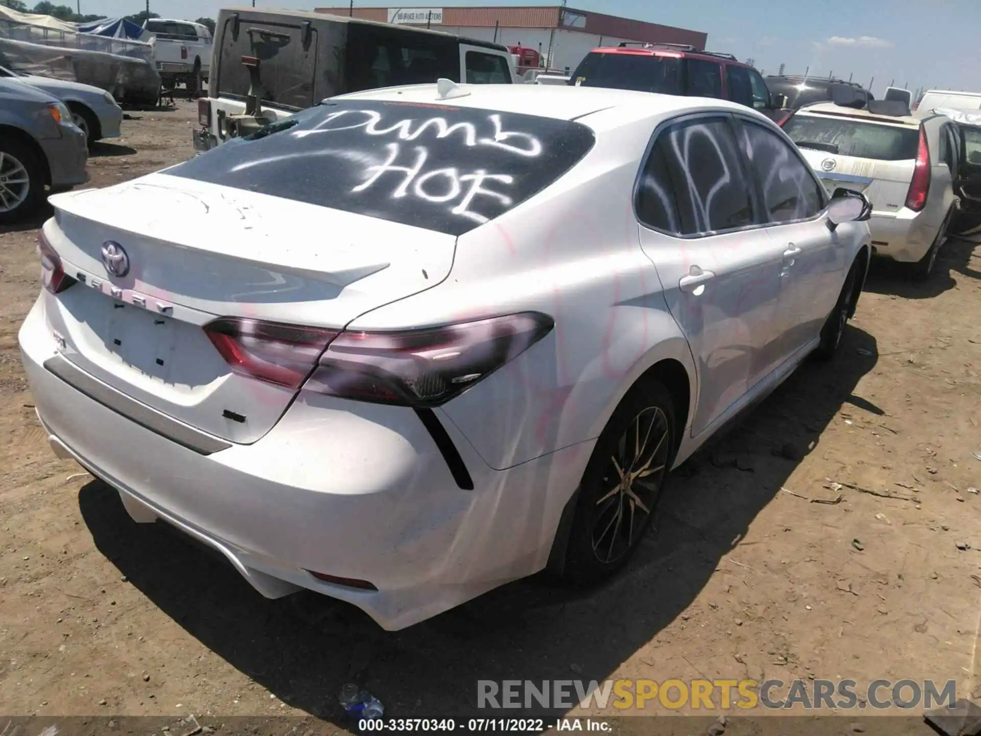 4 Photograph of a damaged car 4T1G11AK7NU628814 TOYOTA CAMRY 2022