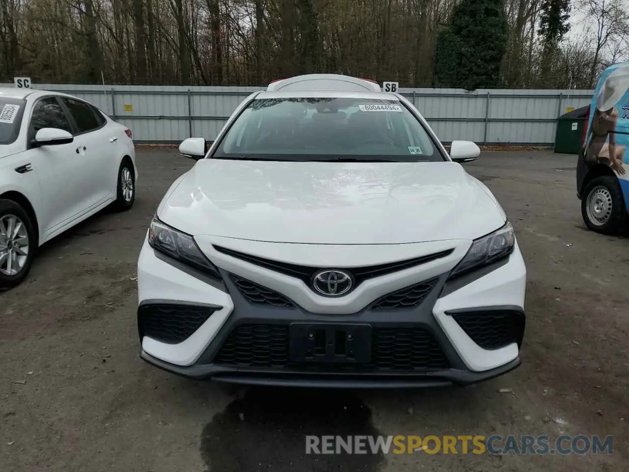 5 Photograph of a damaged car 4T1G11AK7NU632975 TOYOTA CAMRY 2022