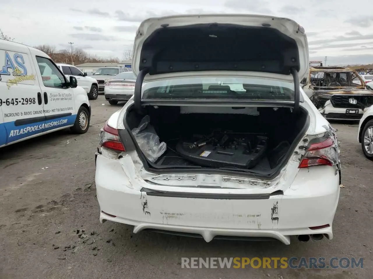 6 Photograph of a damaged car 4T1G11AK7NU632975 TOYOTA CAMRY 2022
