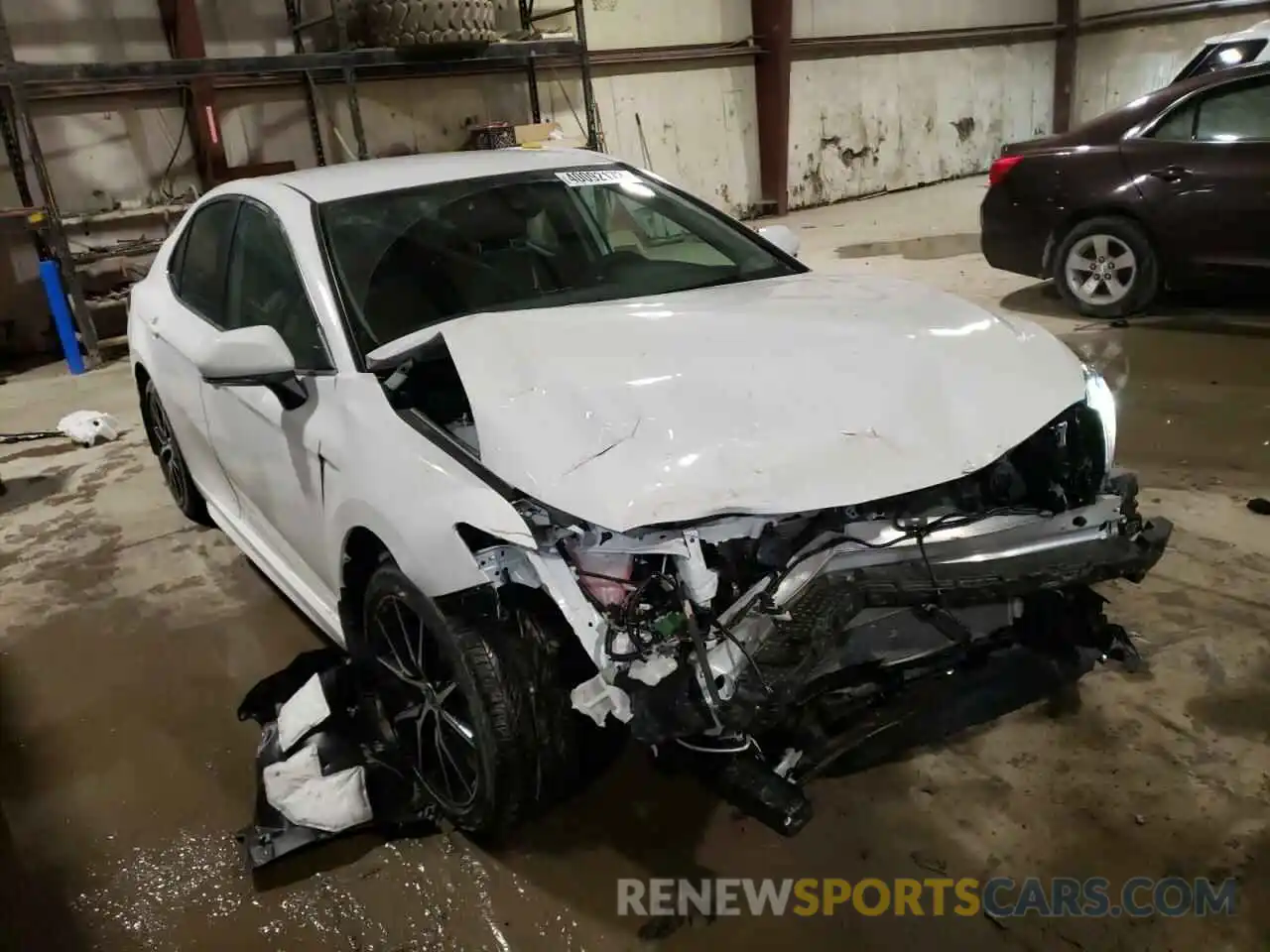 1 Photograph of a damaged car 4T1G11AK7NU633527 TOYOTA CAMRY 2022