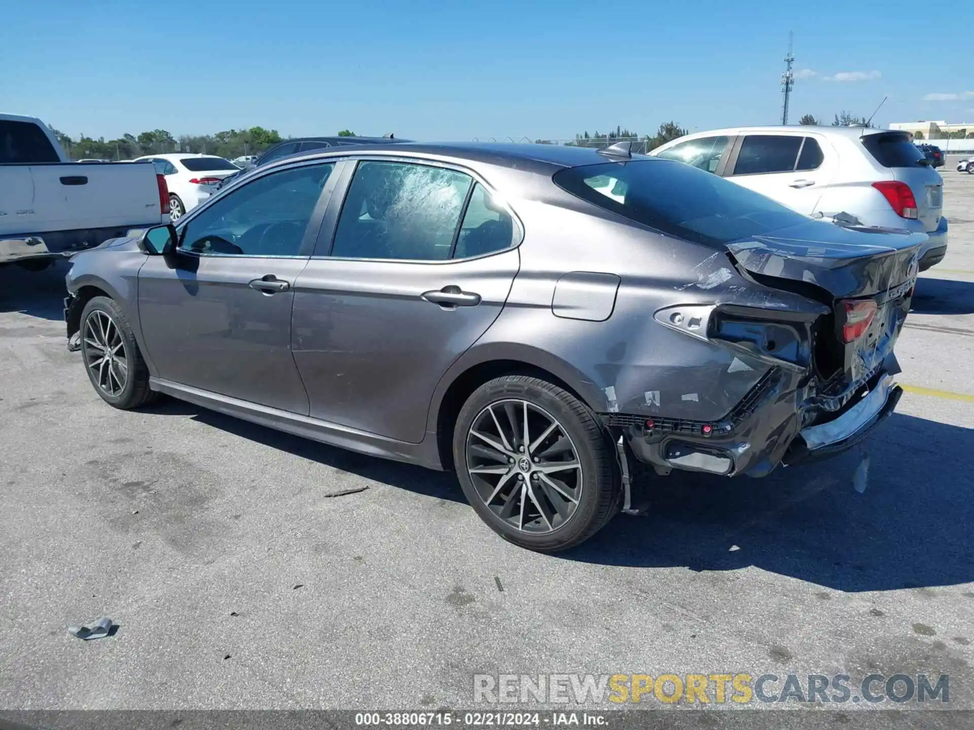 3 Photograph of a damaged car 4T1G11AK7NU634189 TOYOTA CAMRY 2022