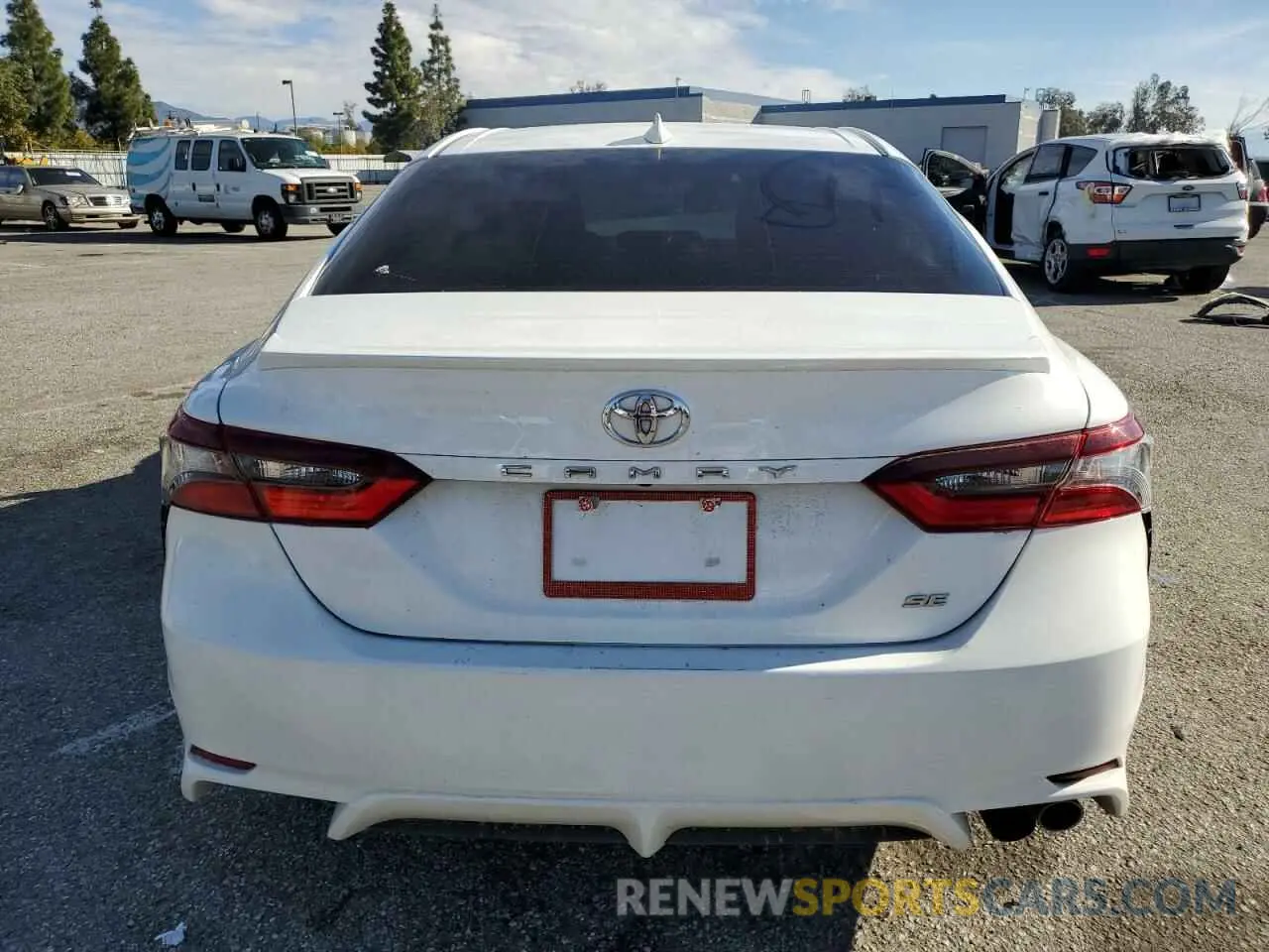 6 Photograph of a damaged car 4T1G11AK7NU640736 TOYOTA CAMRY 2022