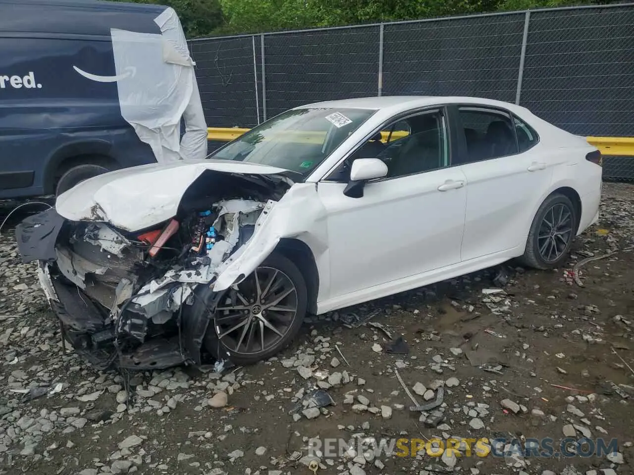 1 Photograph of a damaged car 4T1G11AK7NU661750 TOYOTA CAMRY 2022
