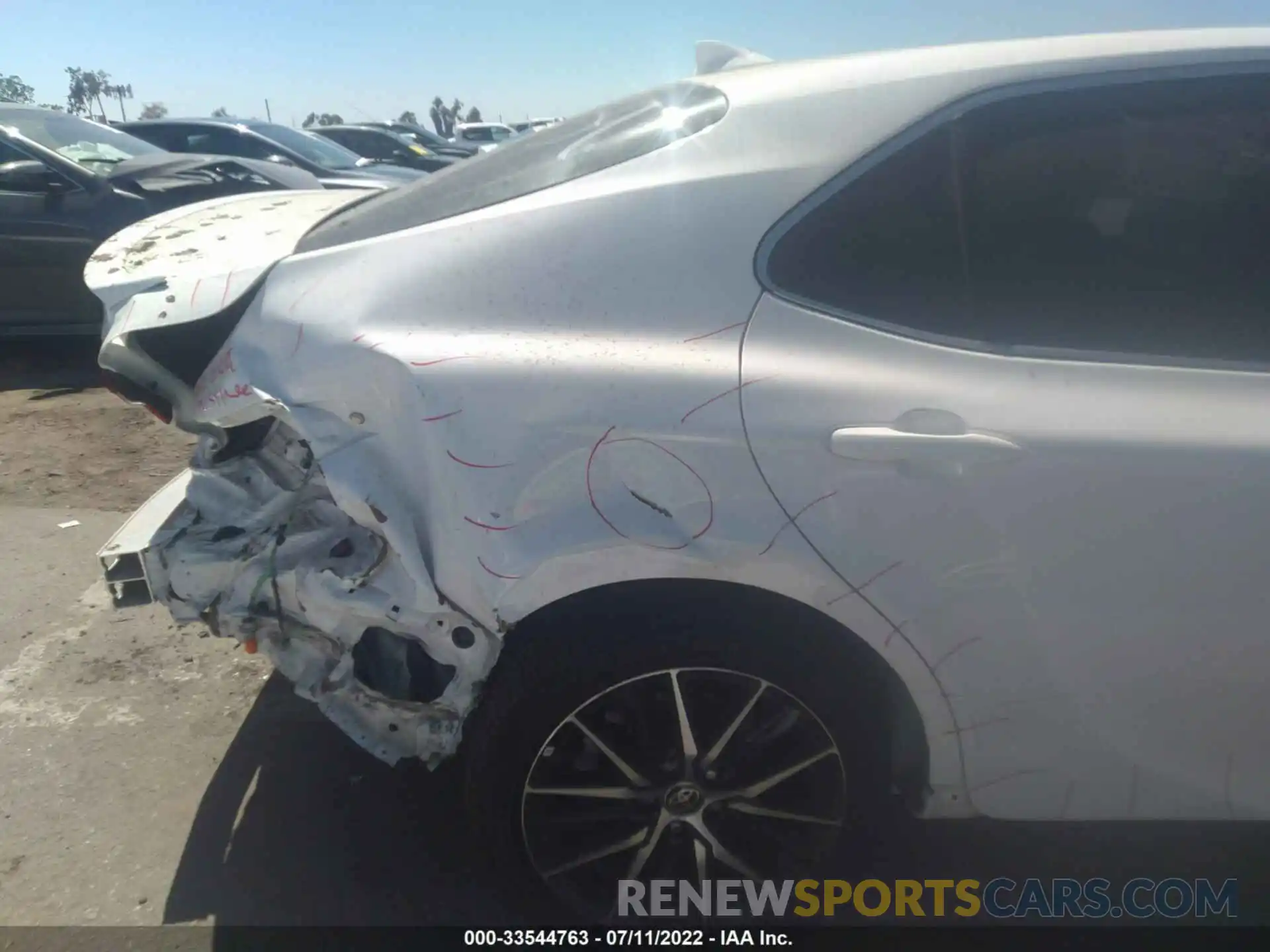 6 Photograph of a damaged car 4T1G11AK7NU662526 TOYOTA CAMRY 2022