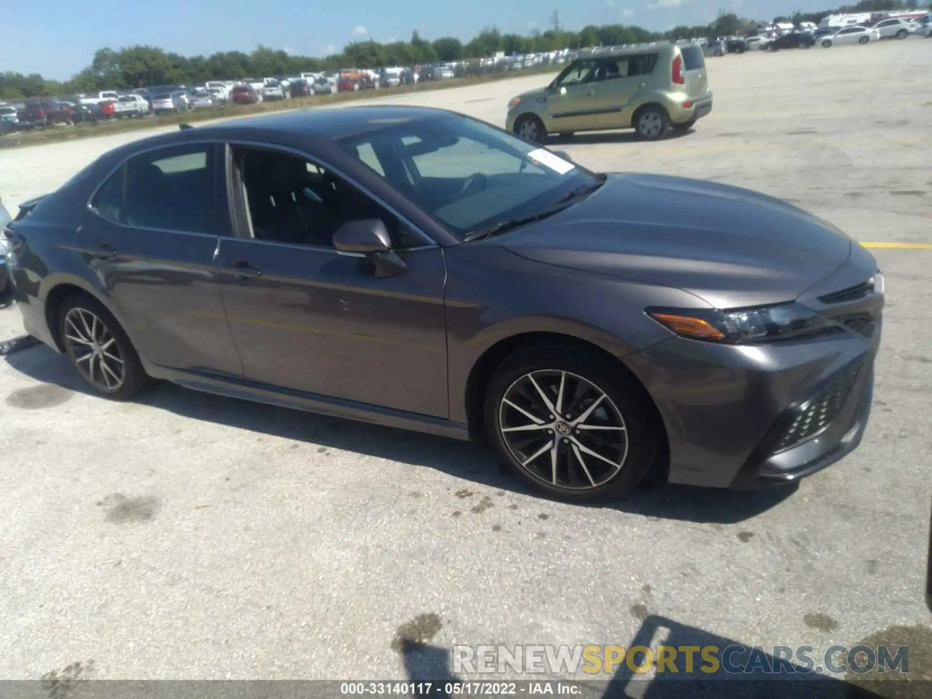 1 Photograph of a damaged car 4T1G11AK7NU665572 TOYOTA CAMRY 2022