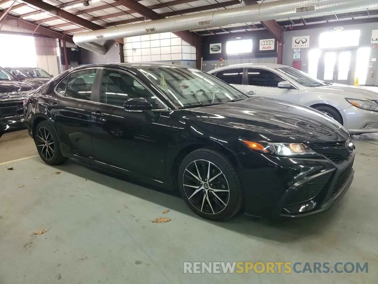 4 Photograph of a damaged car 4T1G11AK7NU666253 TOYOTA CAMRY 2022