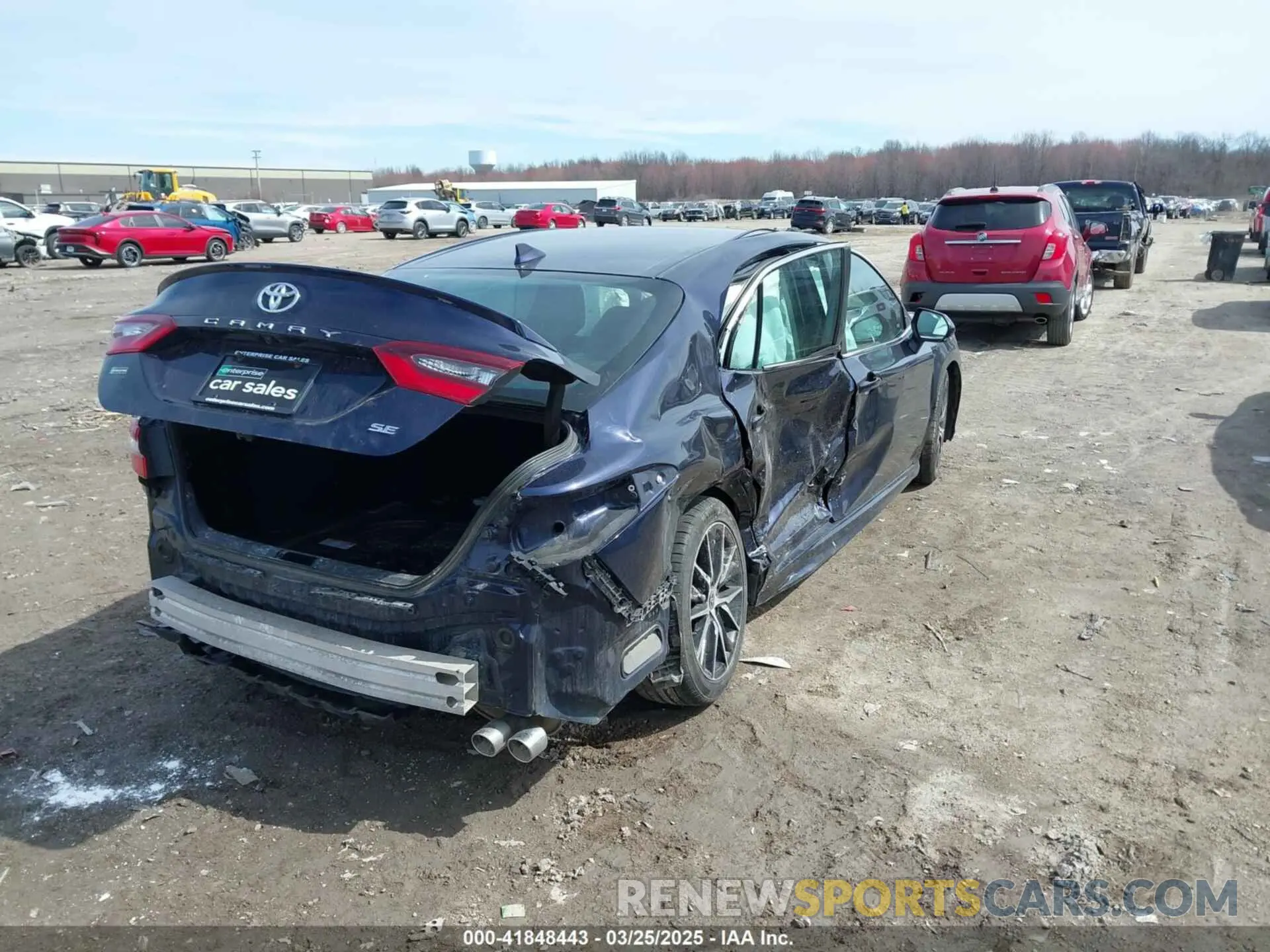 4 Photograph of a damaged car 4T1G11AK7NU674059 TOYOTA CAMRY 2022