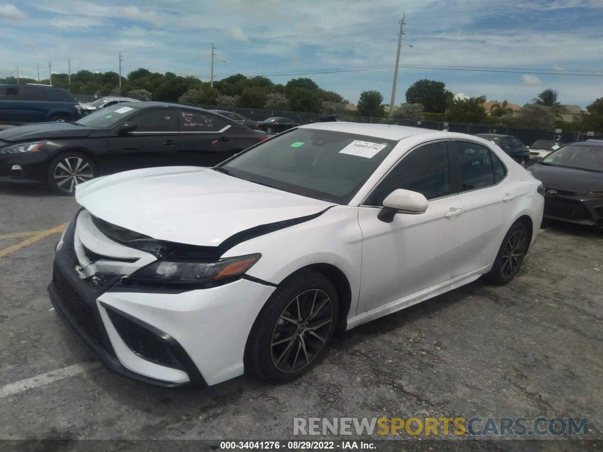 2 Photograph of a damaged car 4T1G11AK7NU688284 TOYOTA CAMRY 2022