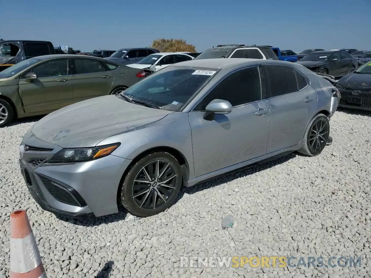 1 Photograph of a damaged car 4T1G11AK7NU689614 TOYOTA CAMRY 2022