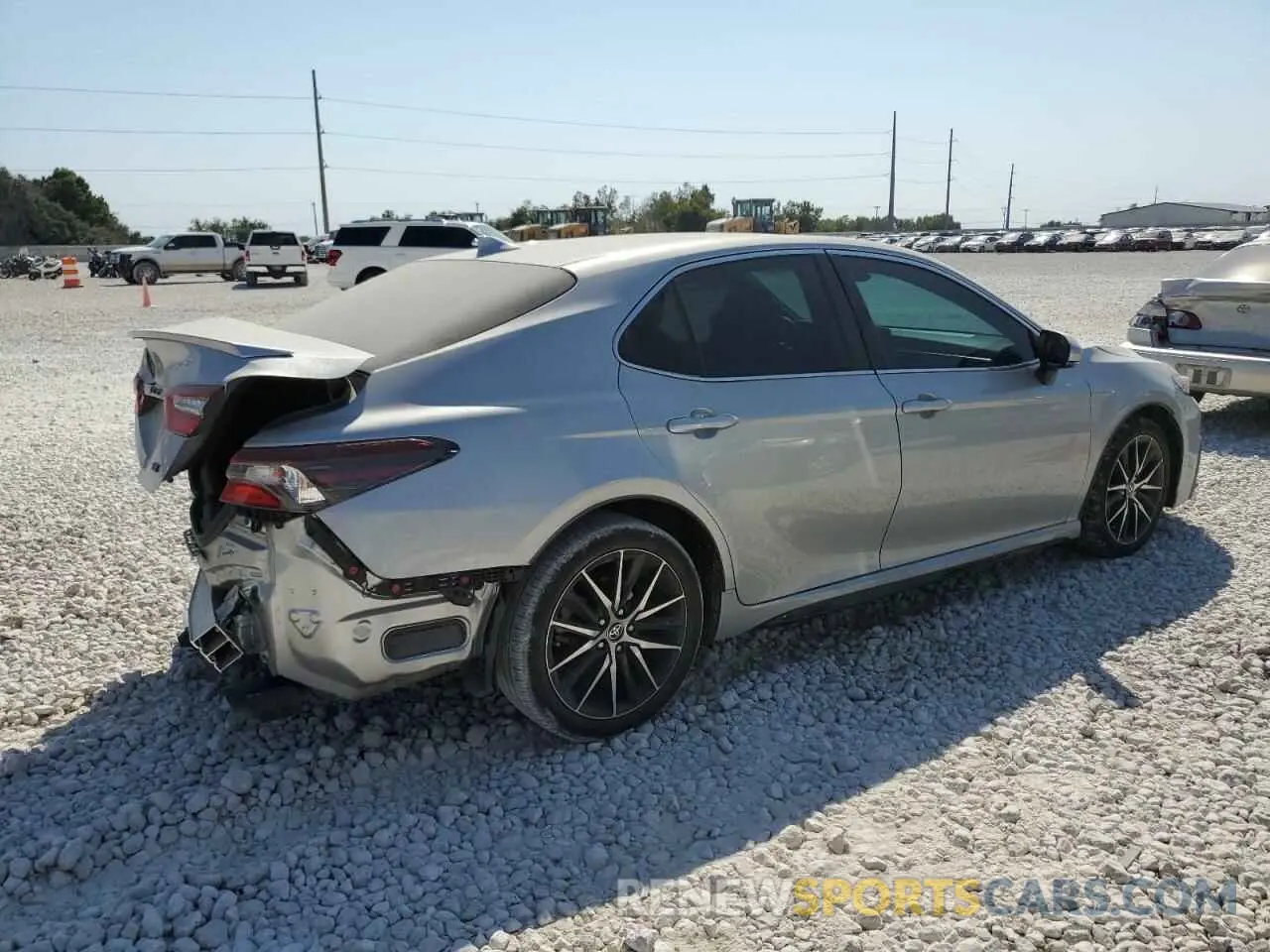 3 Photograph of a damaged car 4T1G11AK7NU689614 TOYOTA CAMRY 2022