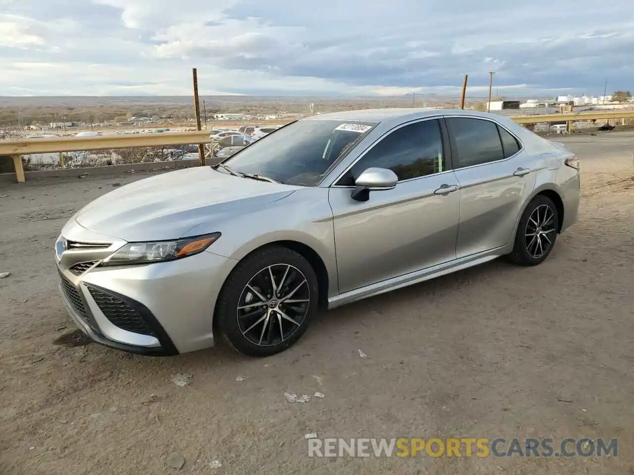 1 Photograph of a damaged car 4T1G11AK7NU690598 TOYOTA CAMRY 2022