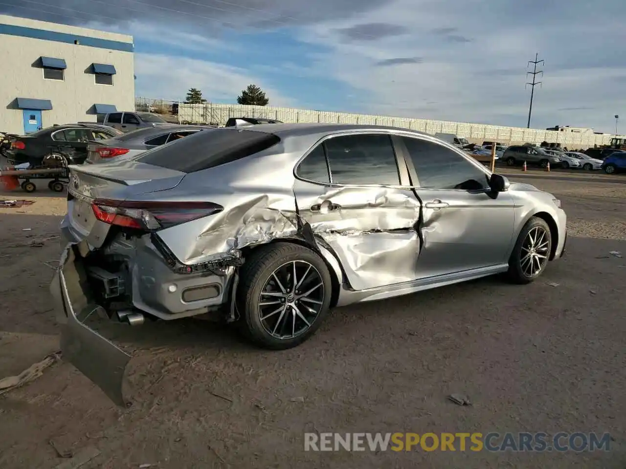 3 Photograph of a damaged car 4T1G11AK7NU690598 TOYOTA CAMRY 2022