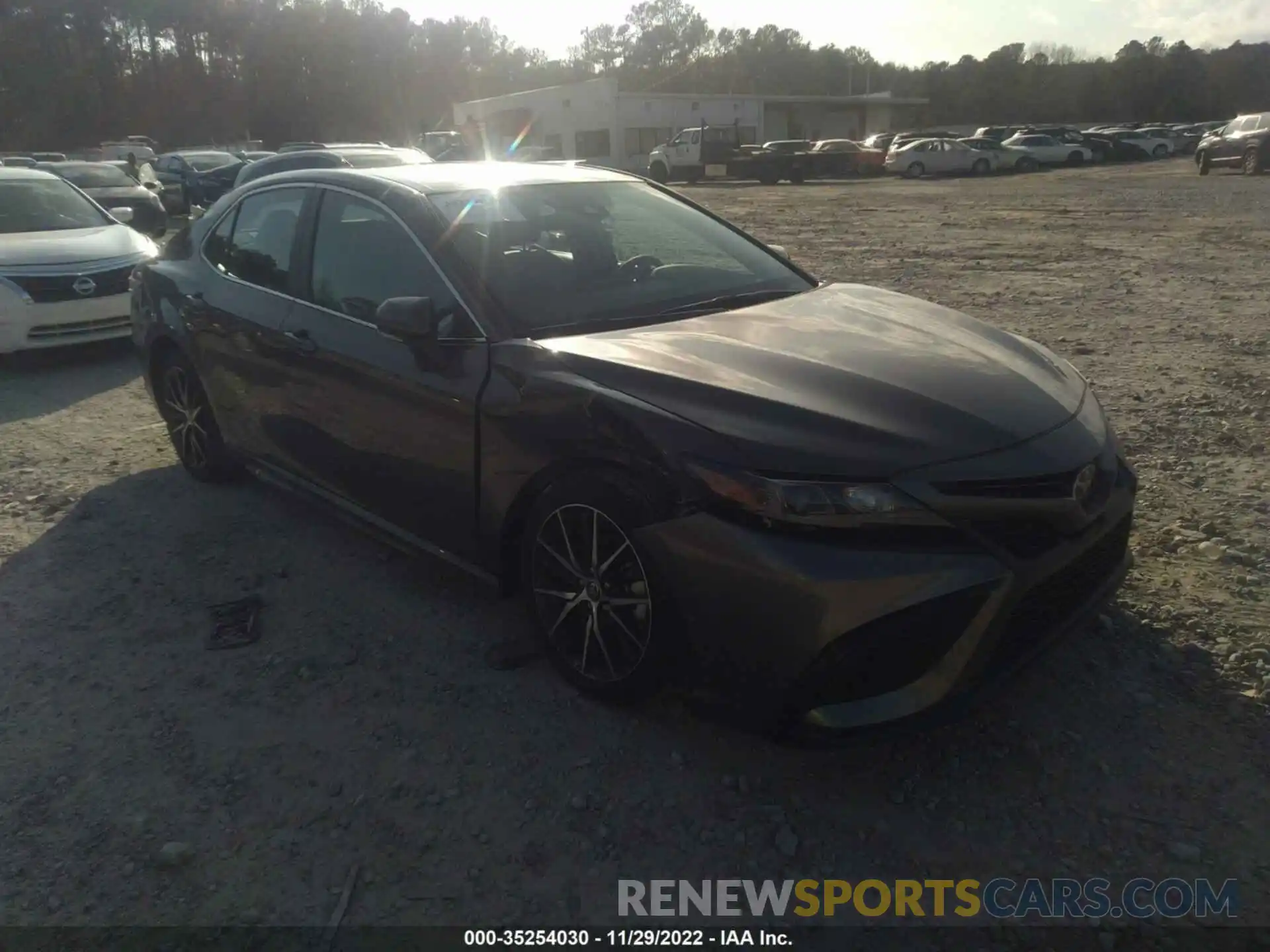 1 Photograph of a damaged car 4T1G11AK7NU716875 TOYOTA CAMRY 2022