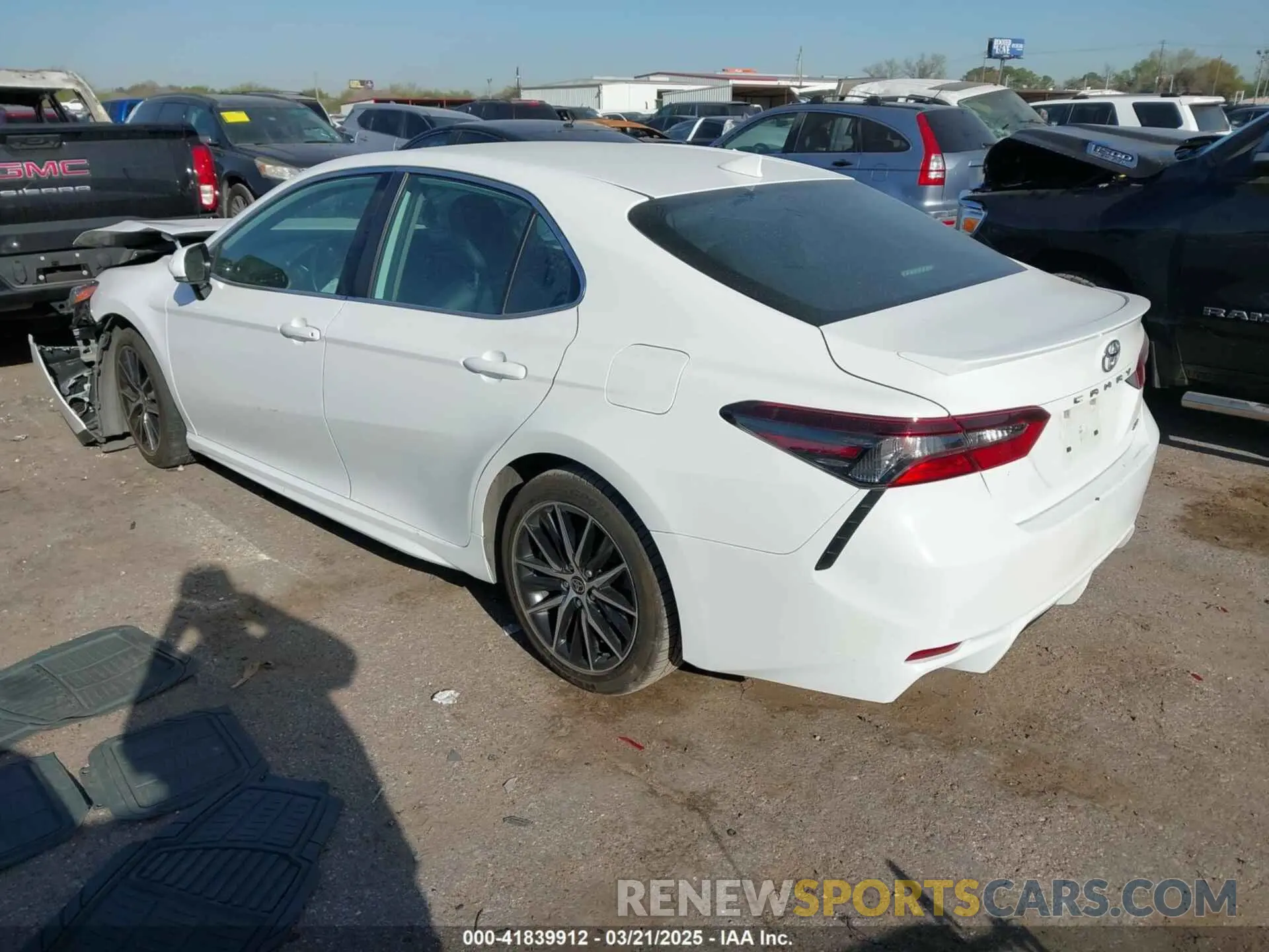 3 Photograph of a damaged car 4T1G11AK8NU001281 TOYOTA CAMRY 2022