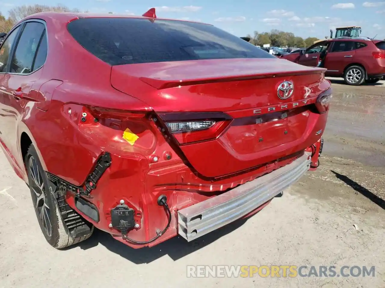 9 Photograph of a damaged car 4T1G11AK8NU002169 TOYOTA CAMRY 2022