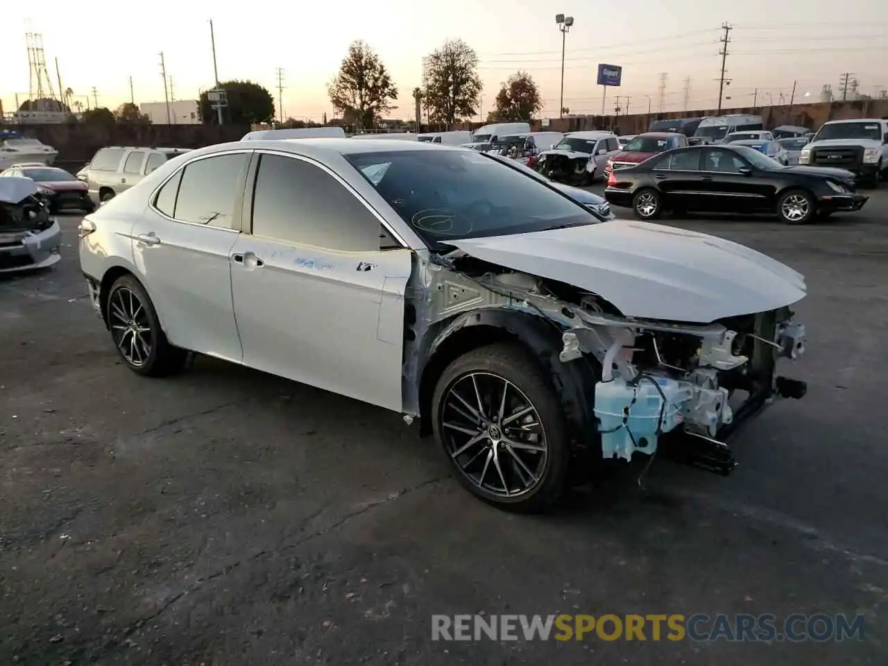 4 Photograph of a damaged car 4T1G11AK8NU036547 TOYOTA CAMRY 2022