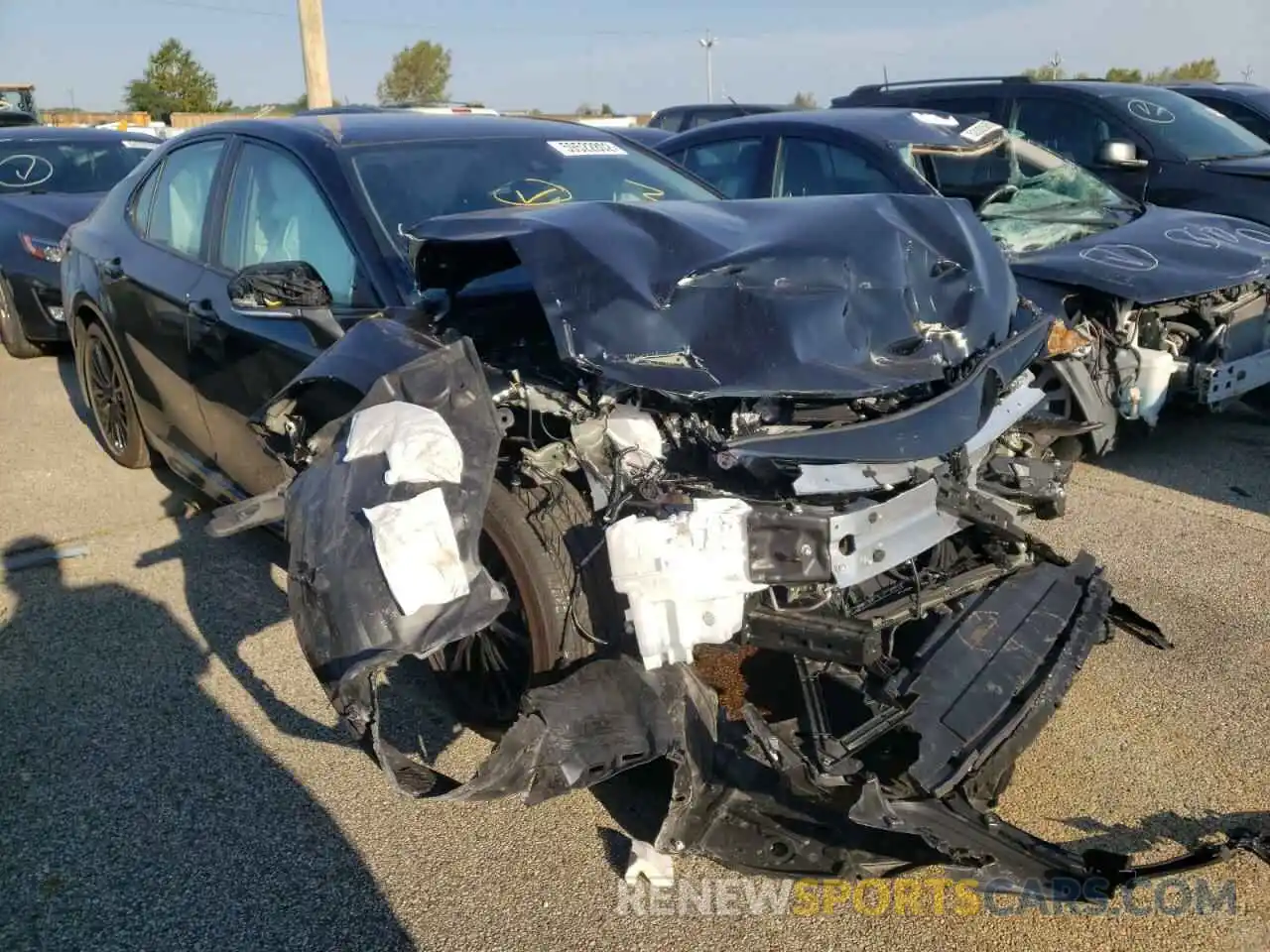 1 Photograph of a damaged car 4T1G11AK8NU042364 TOYOTA CAMRY 2022