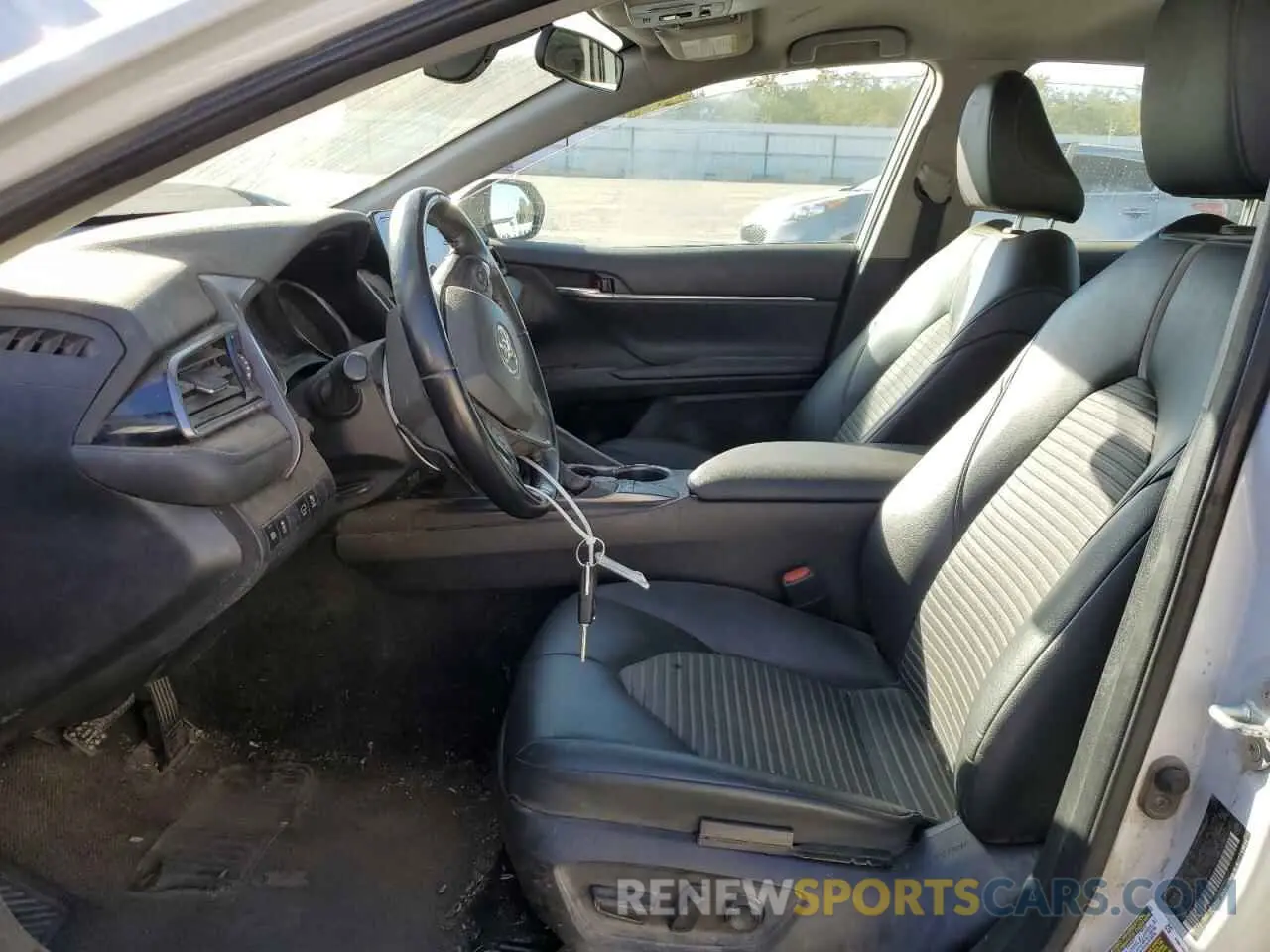 7 Photograph of a damaged car 4T1G11AK8NU044129 TOYOTA CAMRY 2022