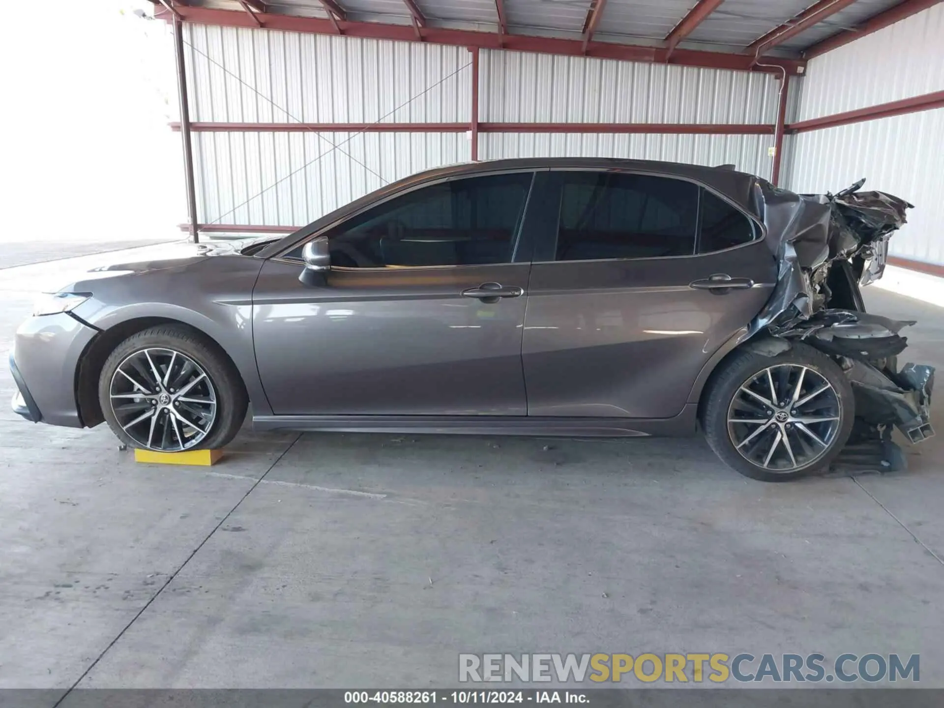 15 Photograph of a damaged car 4T1G11AK8NU045815 TOYOTA CAMRY 2022