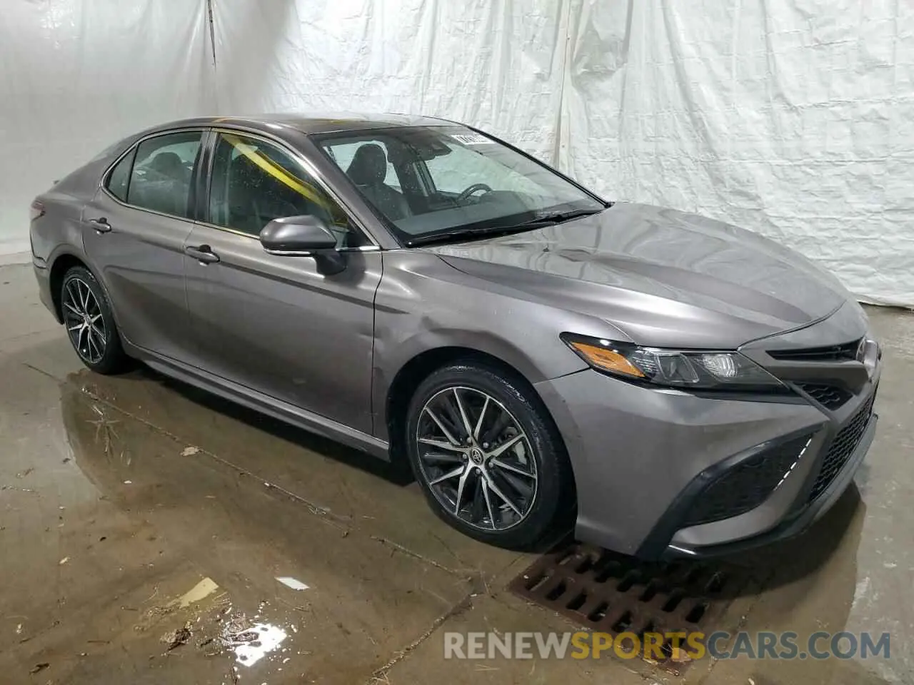 4 Photograph of a damaged car 4T1G11AK8NU053266 TOYOTA CAMRY 2022