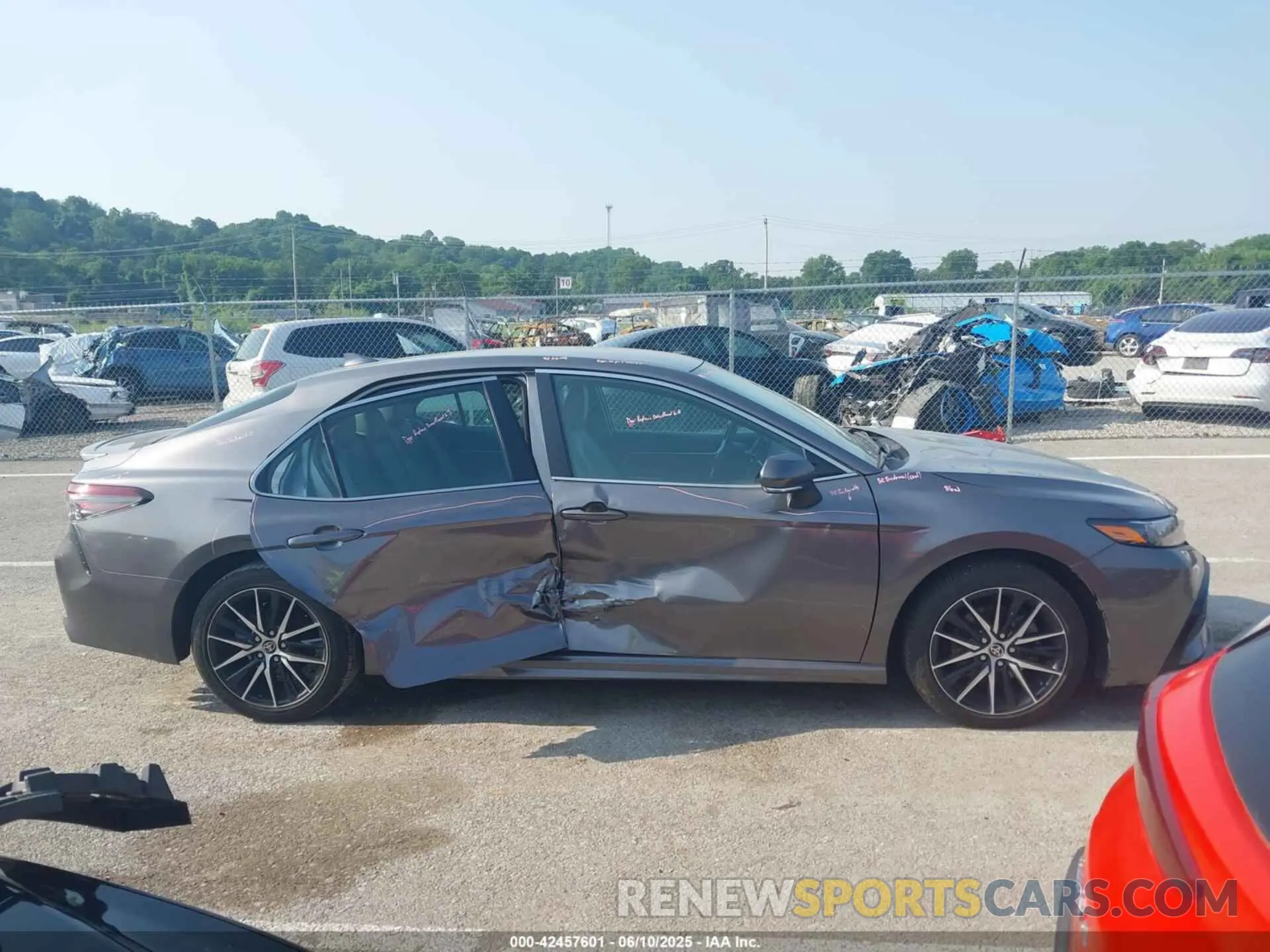 13 Photograph of a damaged car 4T1G11AK8NU075770 TOYOTA CAMRY 2022
