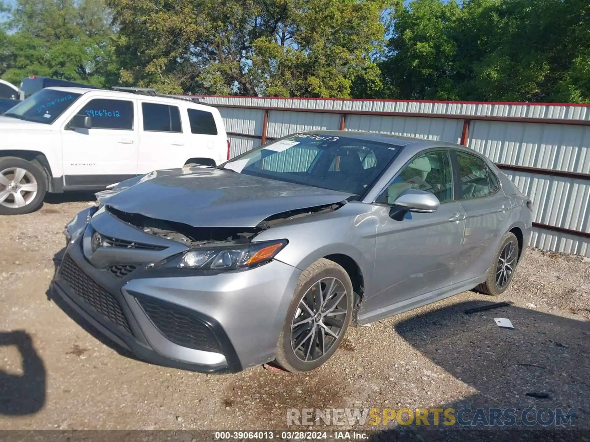 2 Photograph of a damaged car 4T1G11AK8NU632483 TOYOTA CAMRY 2022