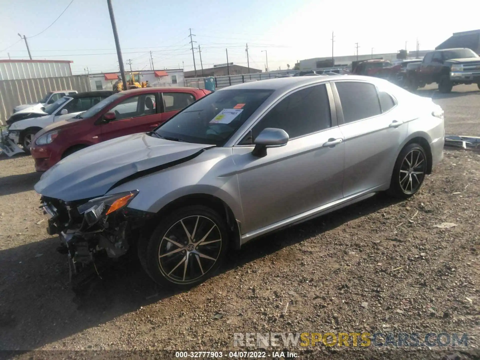 2 Photograph of a damaged car 4T1G11AK8NU634976 TOYOTA CAMRY 2022