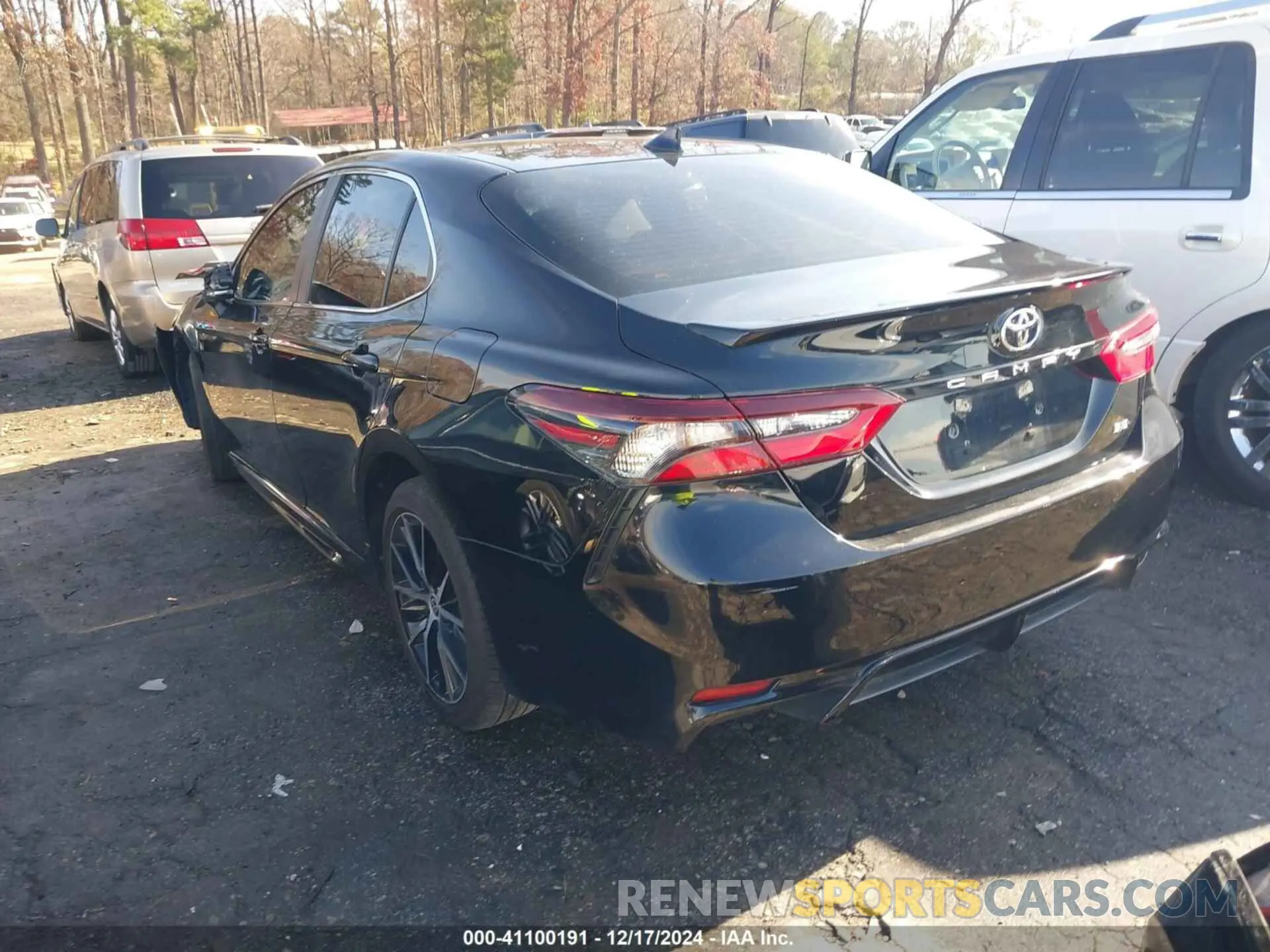 3 Photograph of a damaged car 4T1G11AK8NU637120 TOYOTA CAMRY 2022