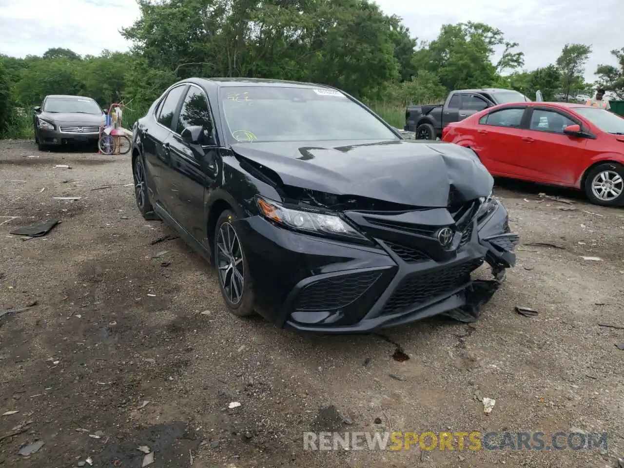 1 Photograph of a damaged car 4T1G11AK8NU647047 TOYOTA CAMRY 2022