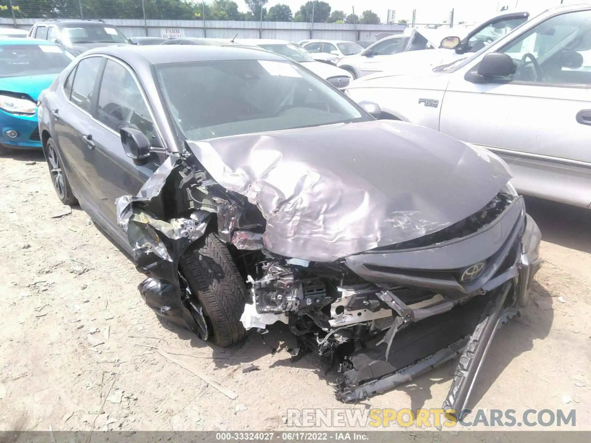 6 Photograph of a damaged car 4T1G11AK8NU650286 TOYOTA CAMRY 2022