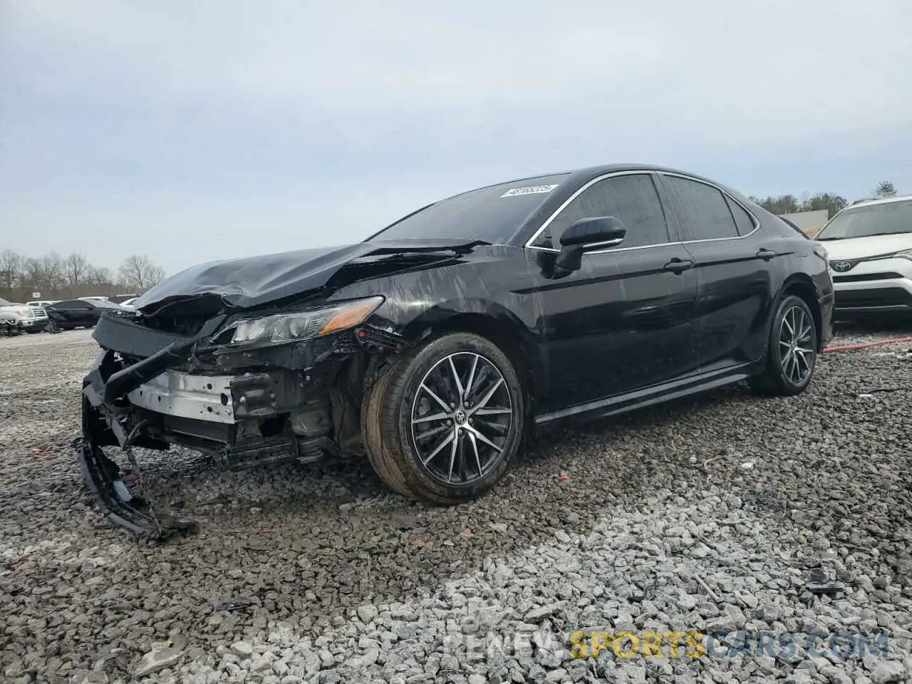 1 Photograph of a damaged car 4T1G11AK8NU656654 TOYOTA CAMRY 2022