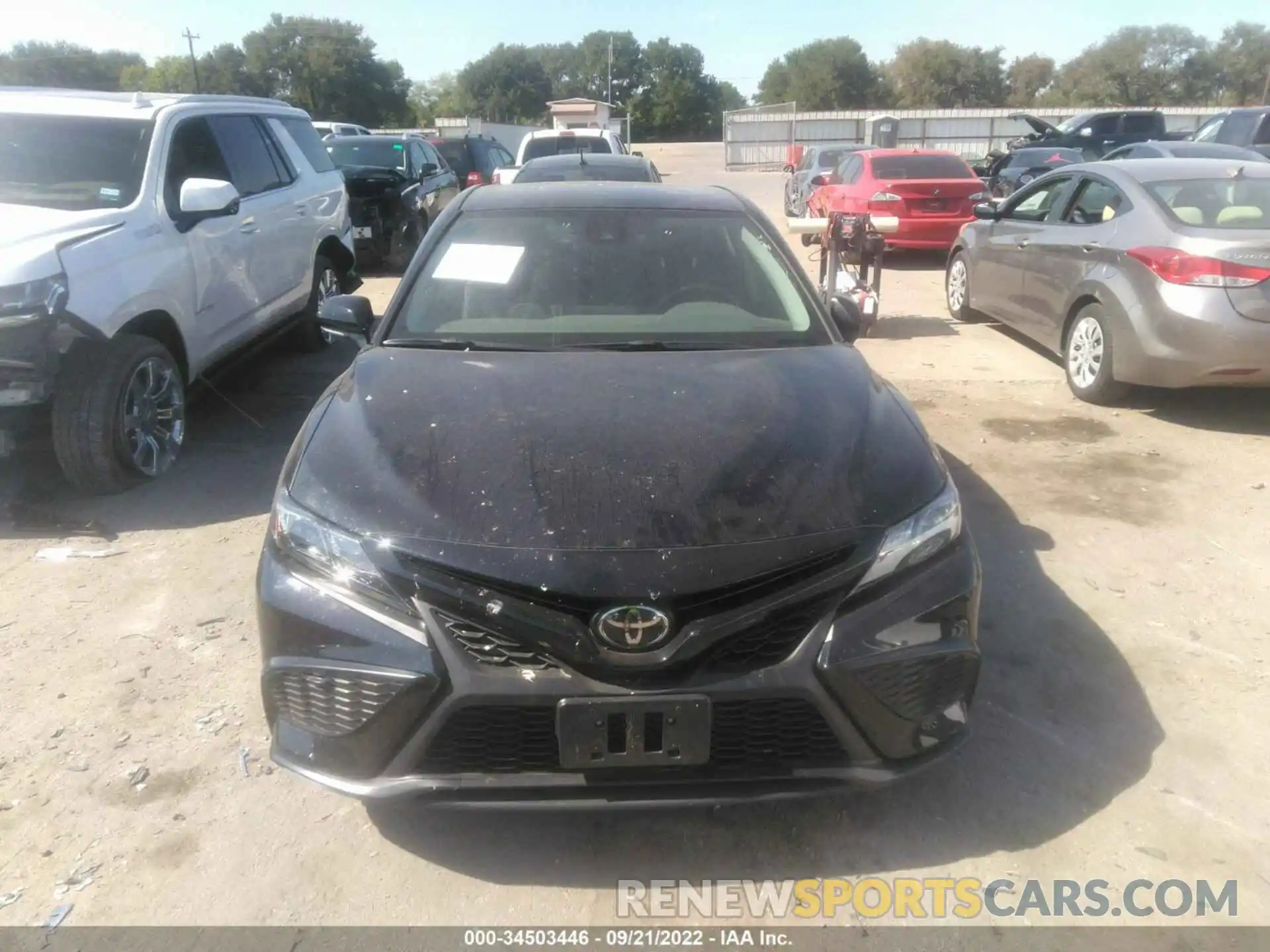 6 Photograph of a damaged car 4T1G11AK8NU658579 TOYOTA CAMRY 2022