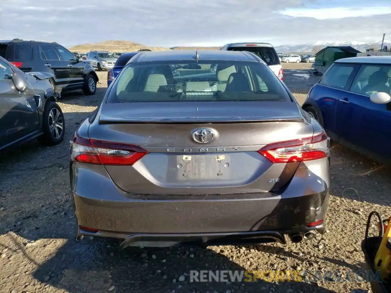 6 Photograph of a damaged car 4T1G11AK8NU659683 TOYOTA CAMRY 2022