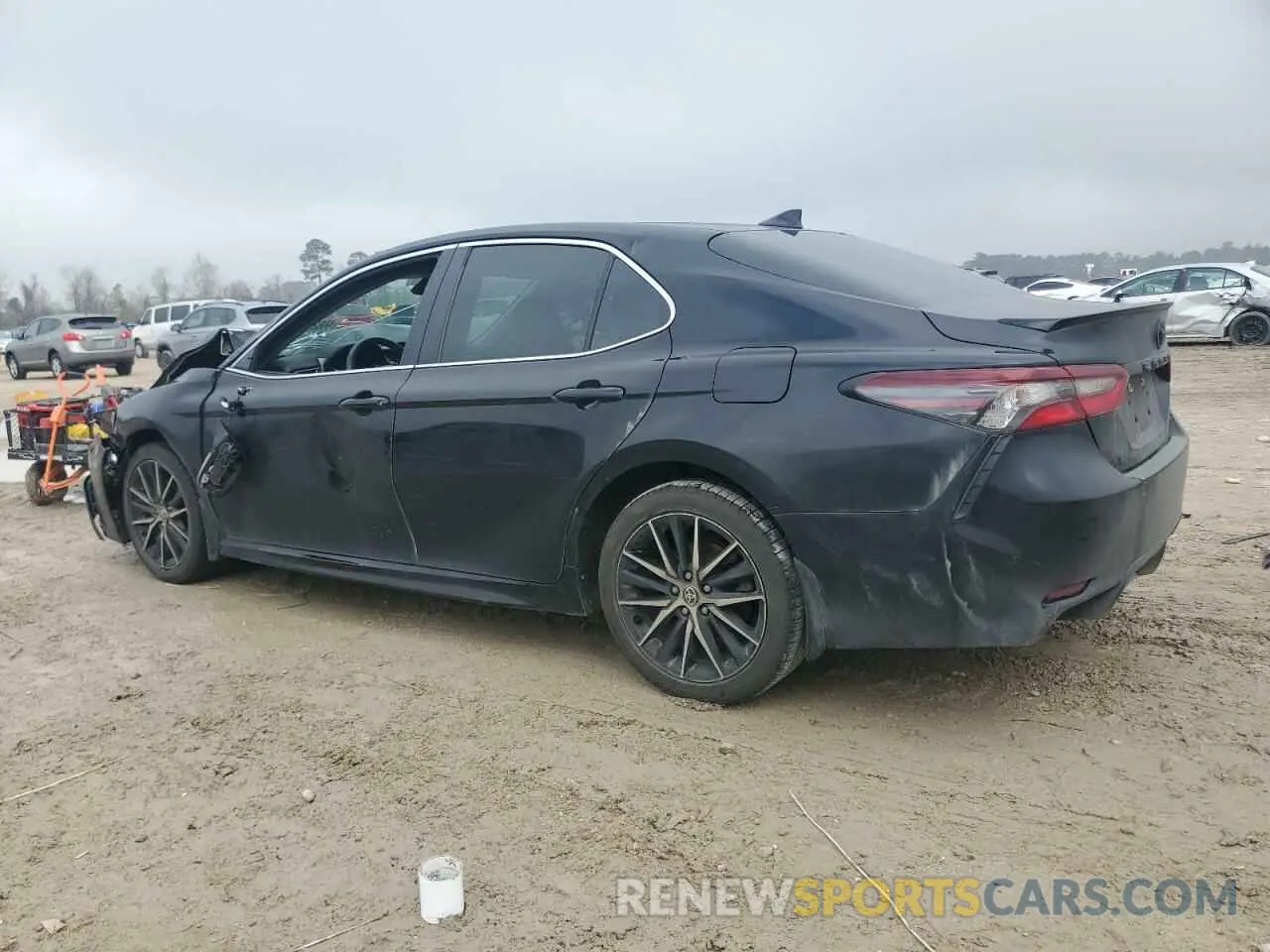 2 Photograph of a damaged car 4T1G11AK8NU681098 TOYOTA CAMRY 2022