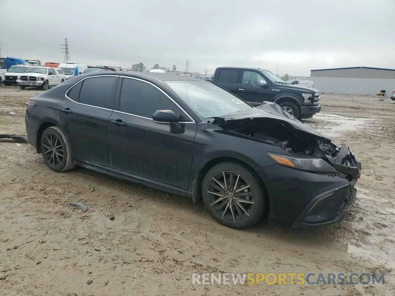 4 Photograph of a damaged car 4T1G11AK8NU681098 TOYOTA CAMRY 2022