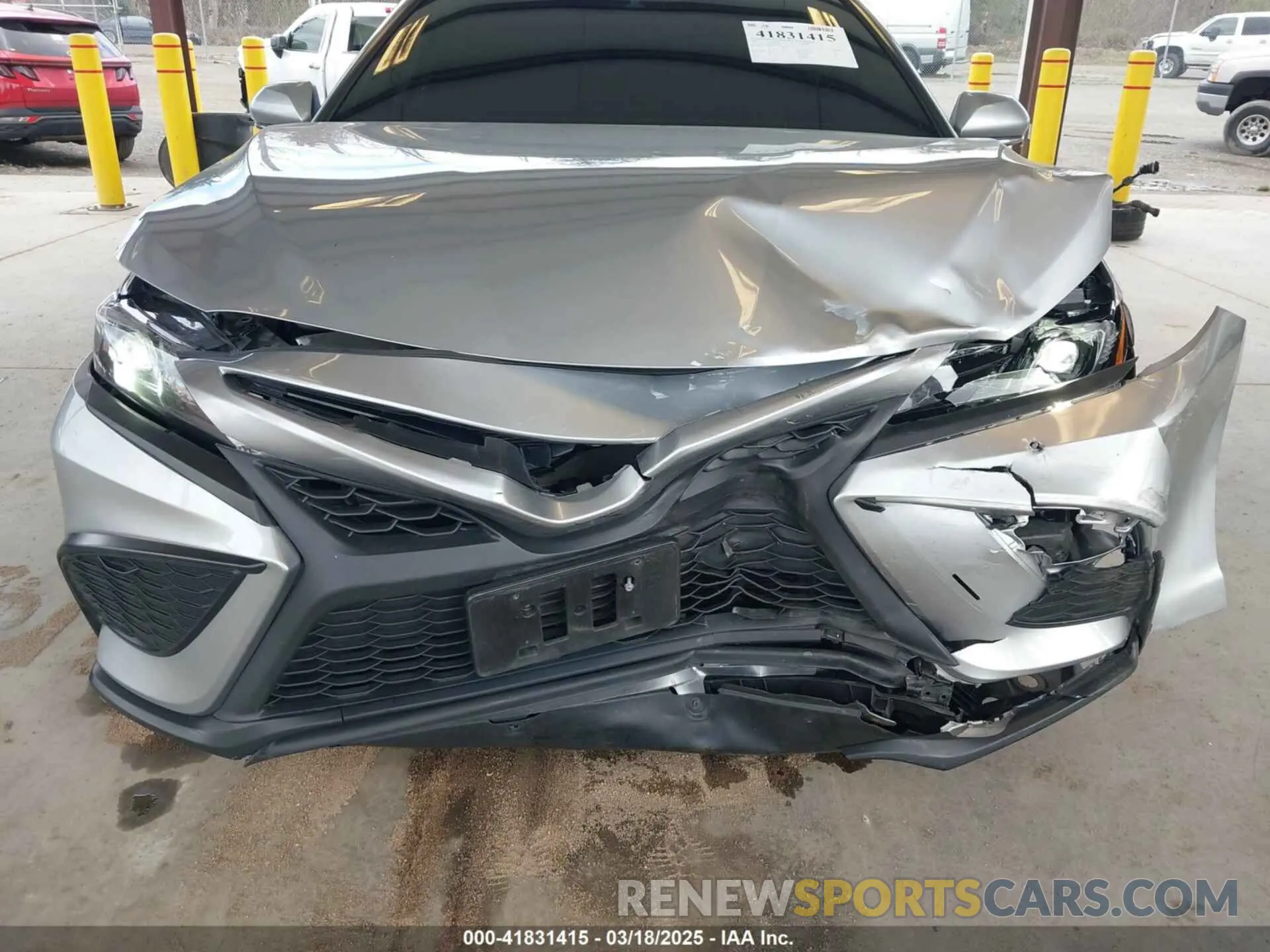 6 Photograph of a damaged car 4T1G11AK8NU690920 TOYOTA CAMRY 2022